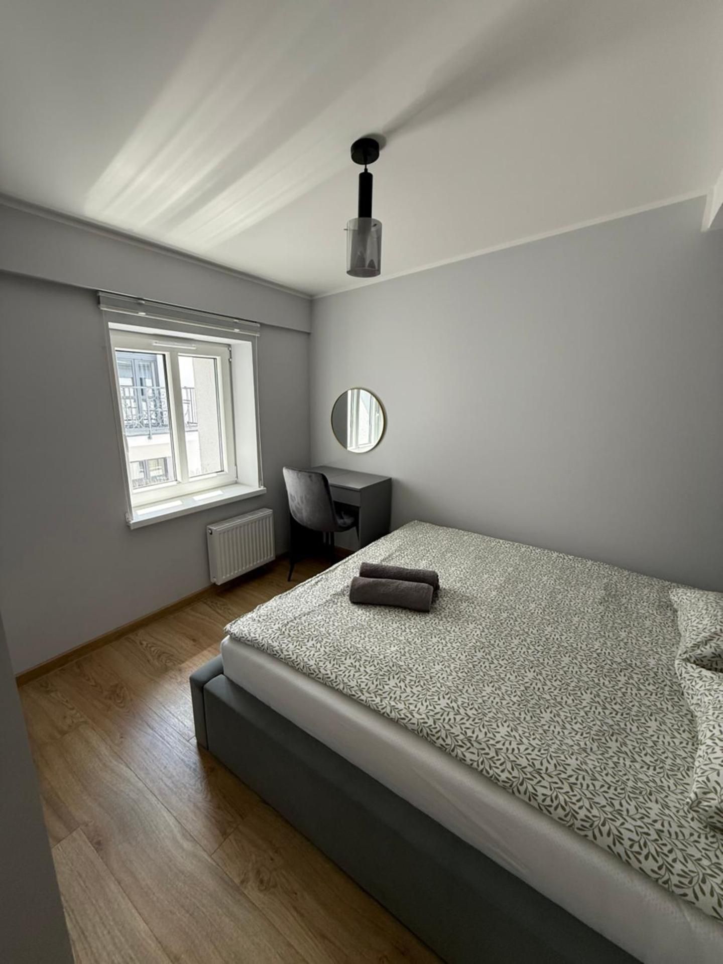 One-Bedroom Standard Apartment