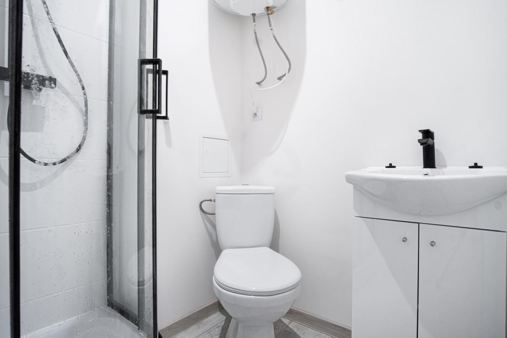 Budget Double Room with Shared Bathroom