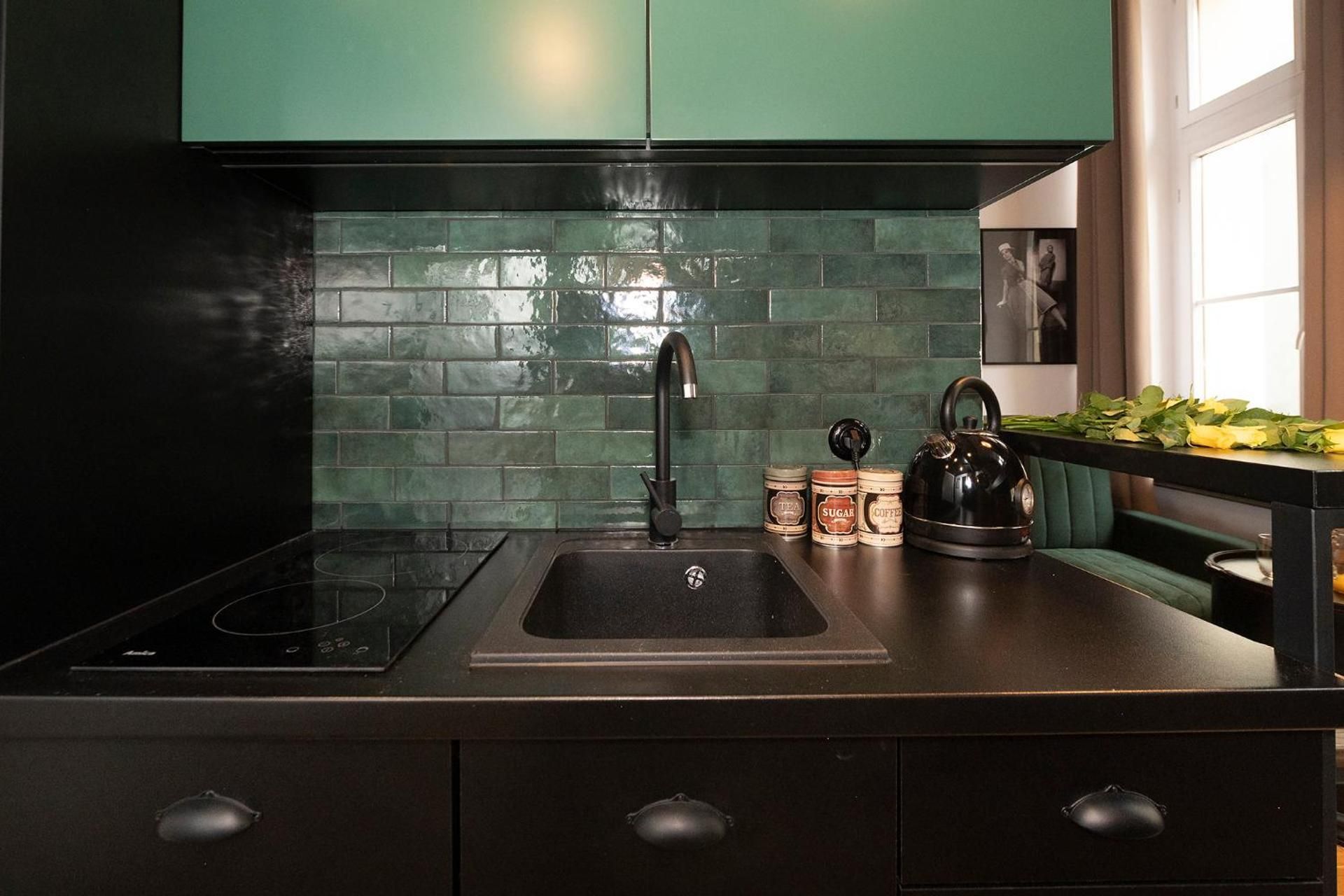 Studio with Bath