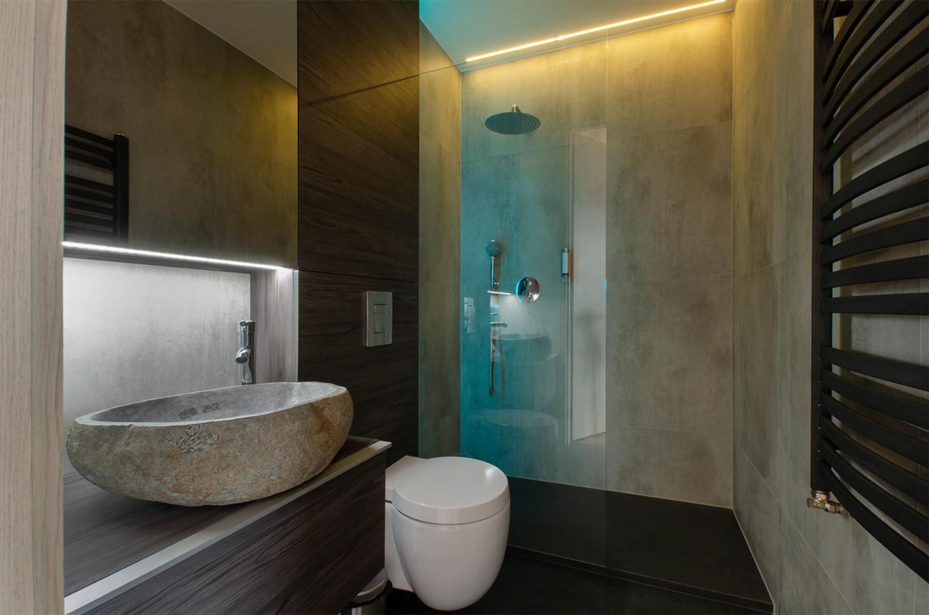 Classic Apartment with Bath