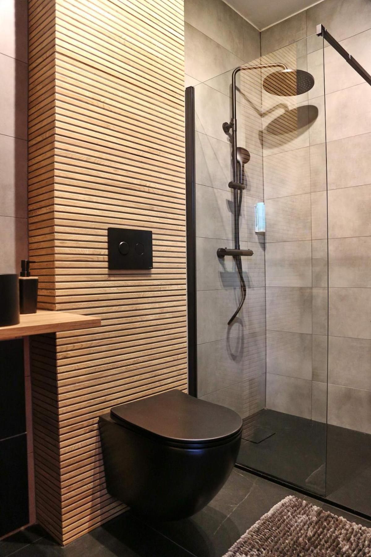 Deluxe King Studio