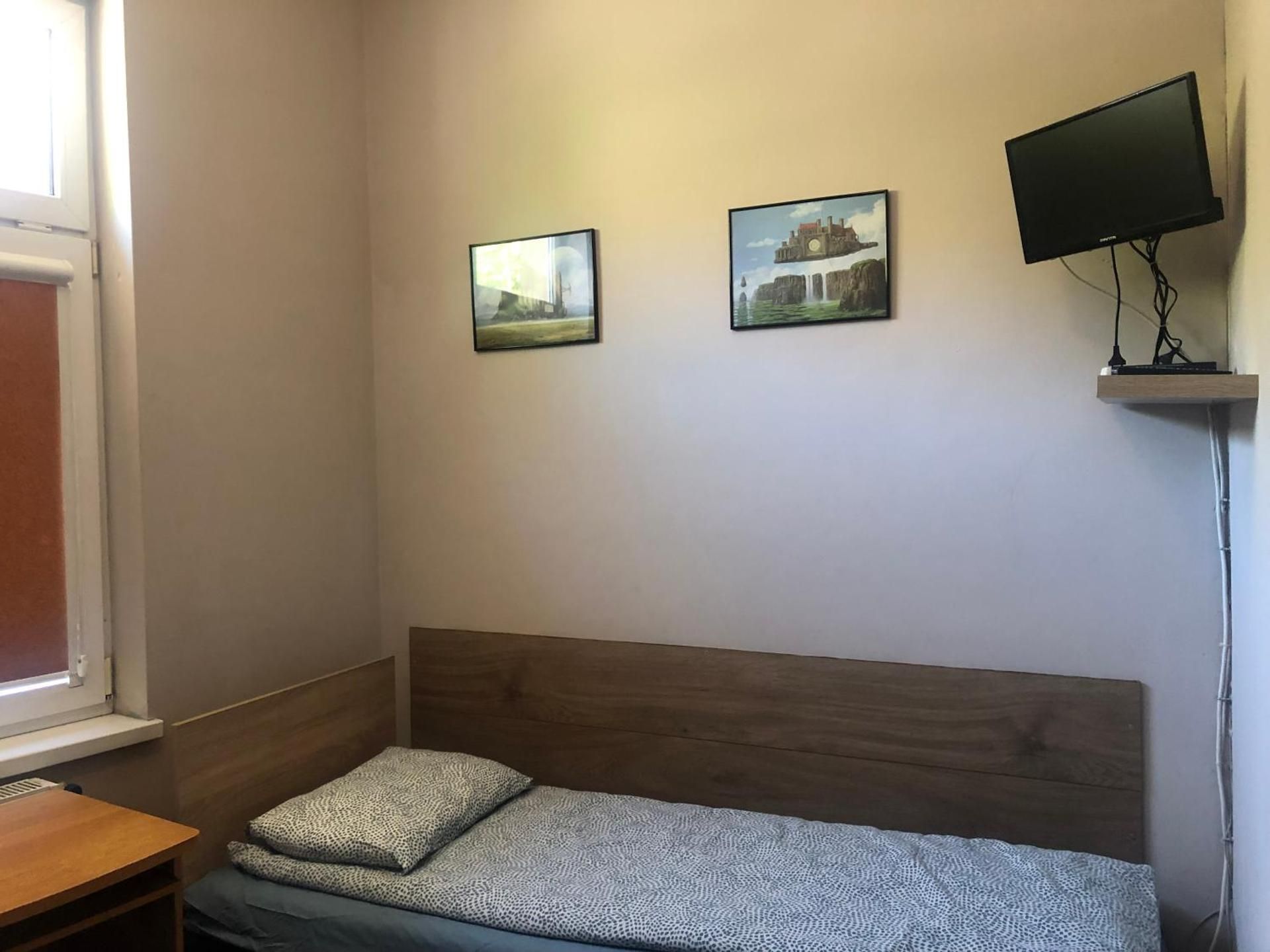 Twin Room with Private Bathroom