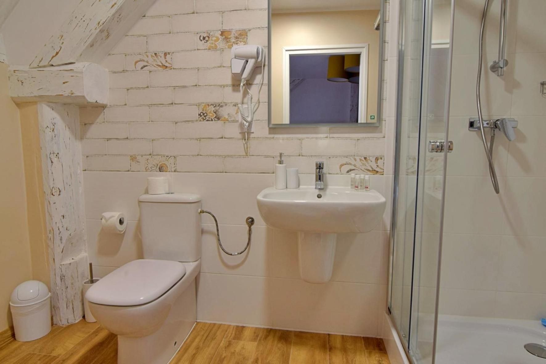Basic Triple Room