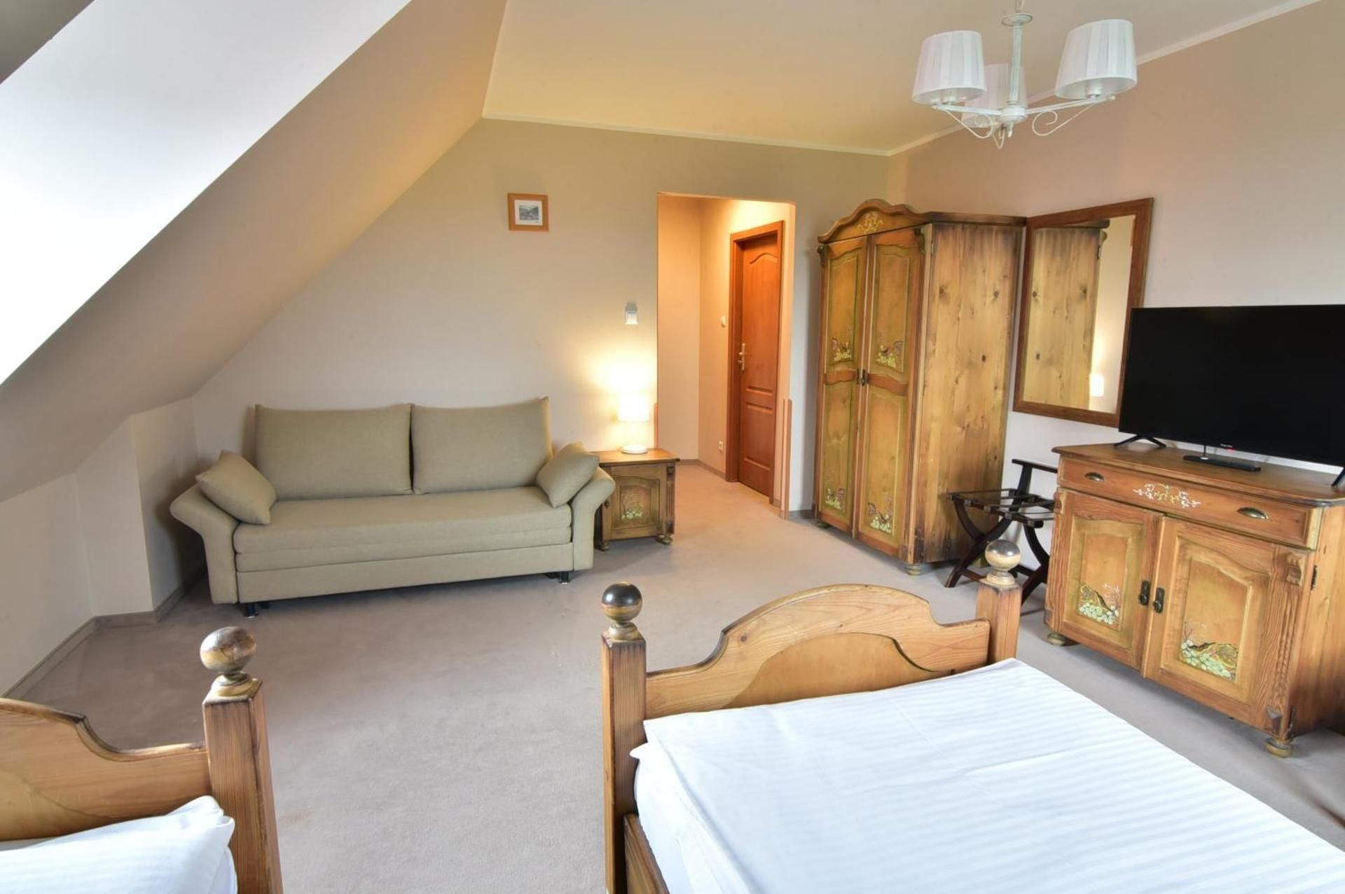 Triple Room