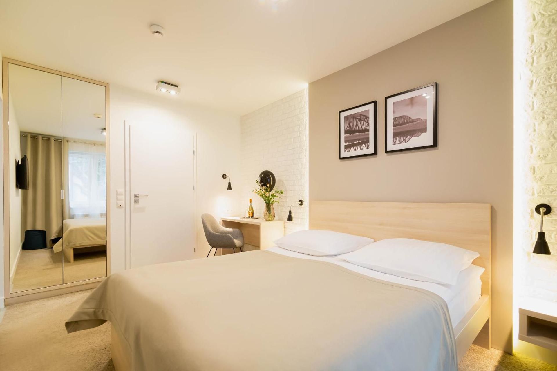 Deluxe Apartment