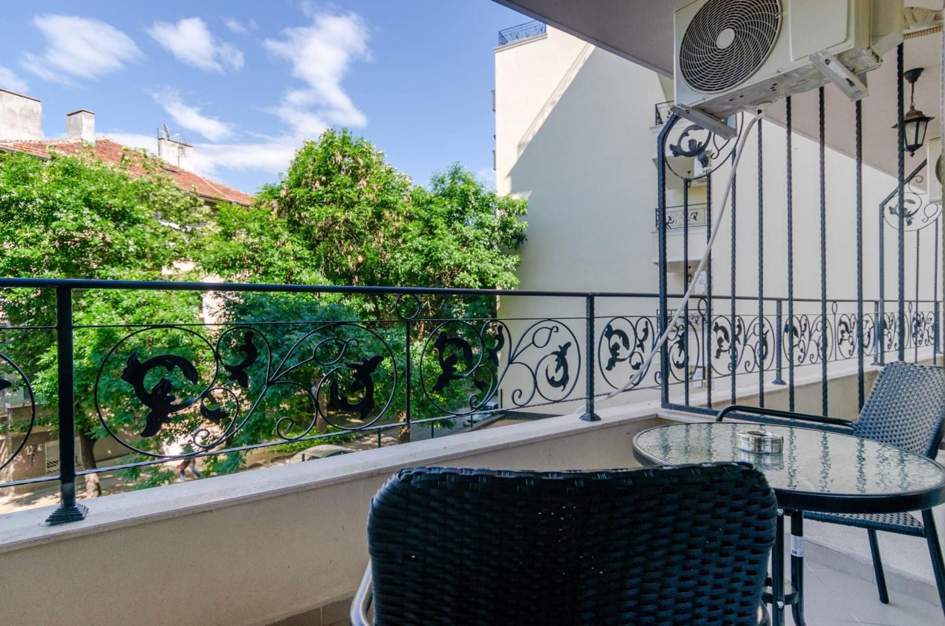Studio with Balcony