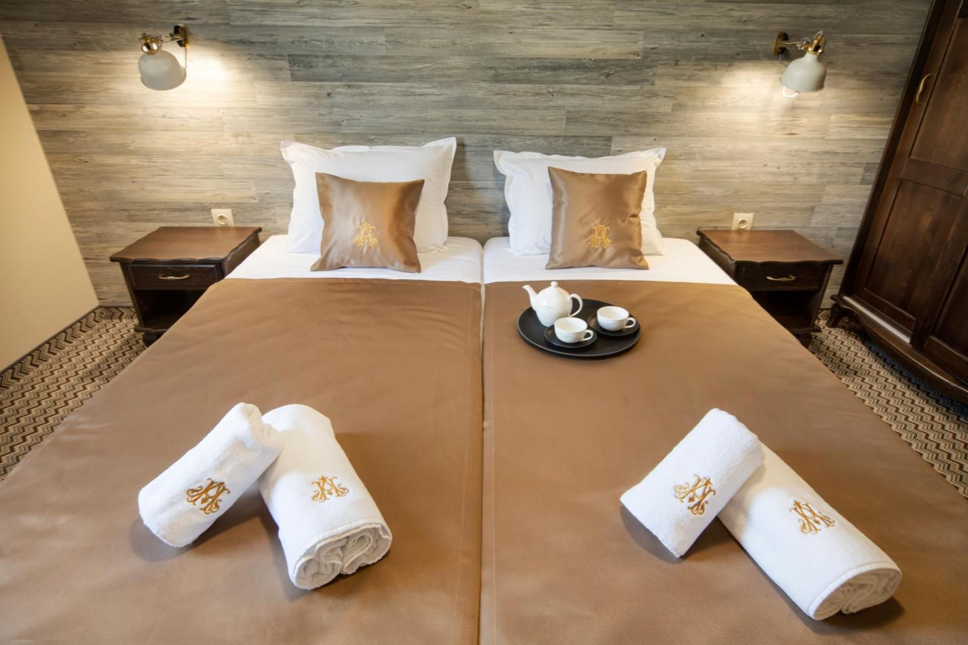 Standard Twin Room - Free Parking