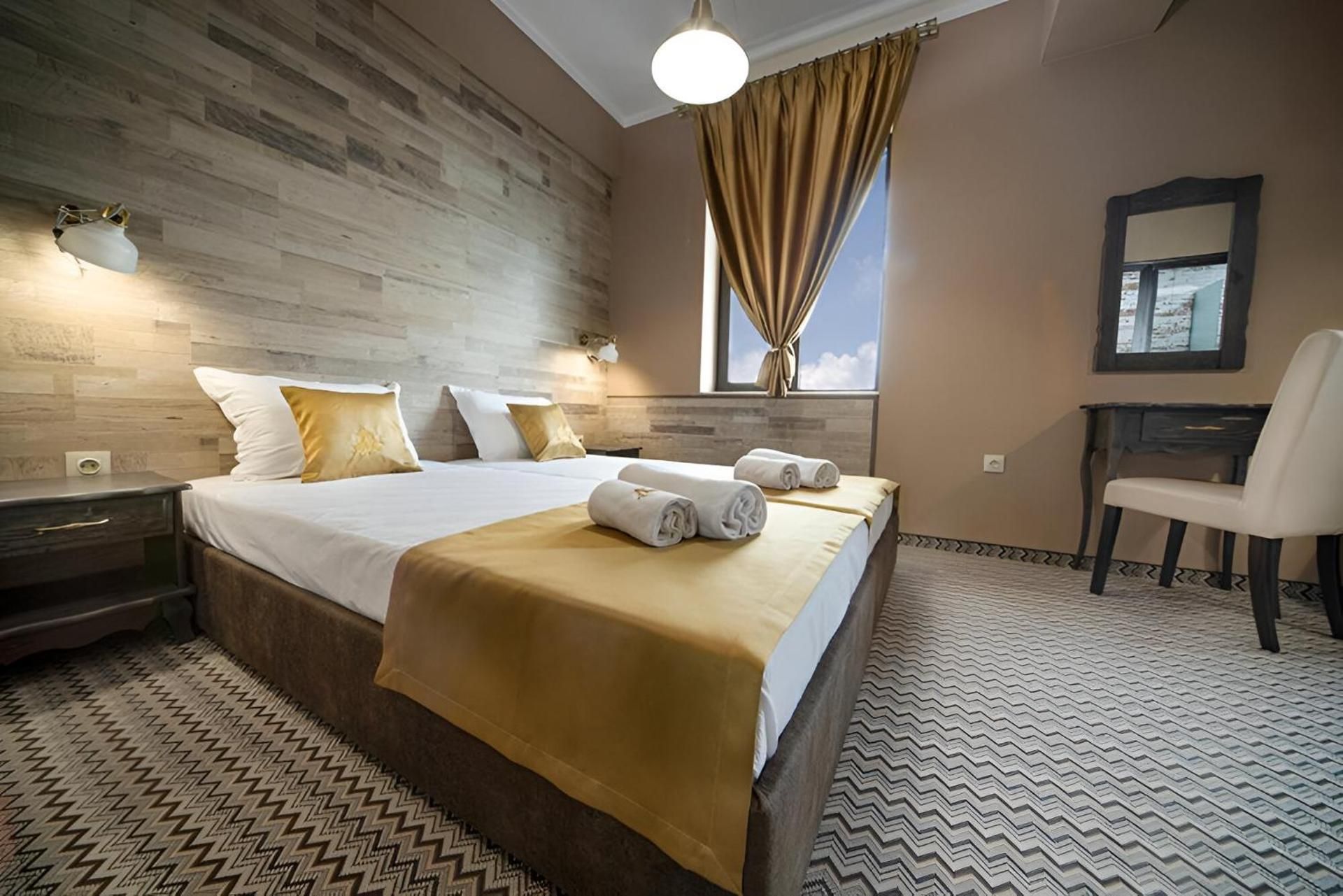Deluxe Twin Room - Free Parking
