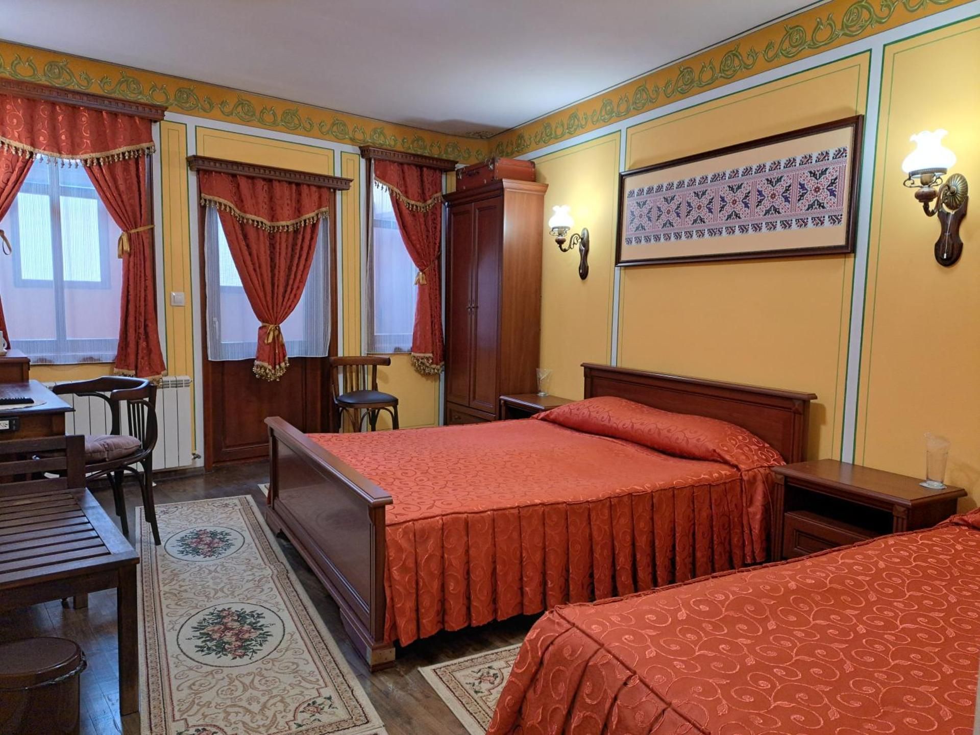Standard Family Room