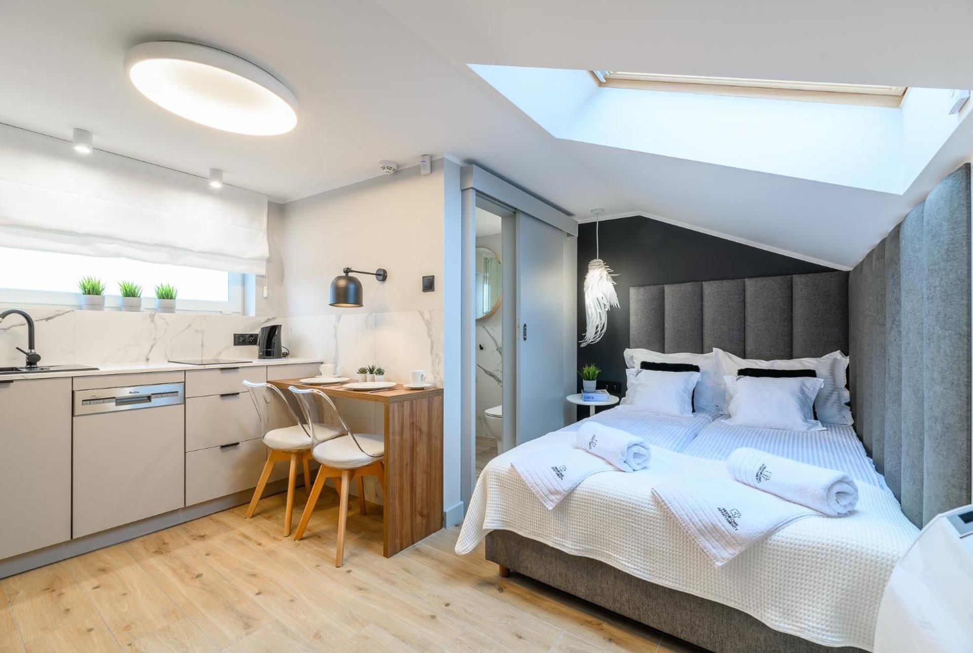 Studio Apartment