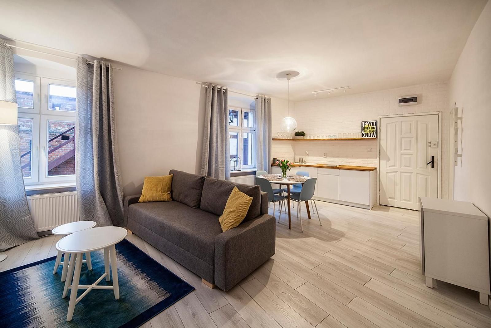 One-Bedroom Apartment