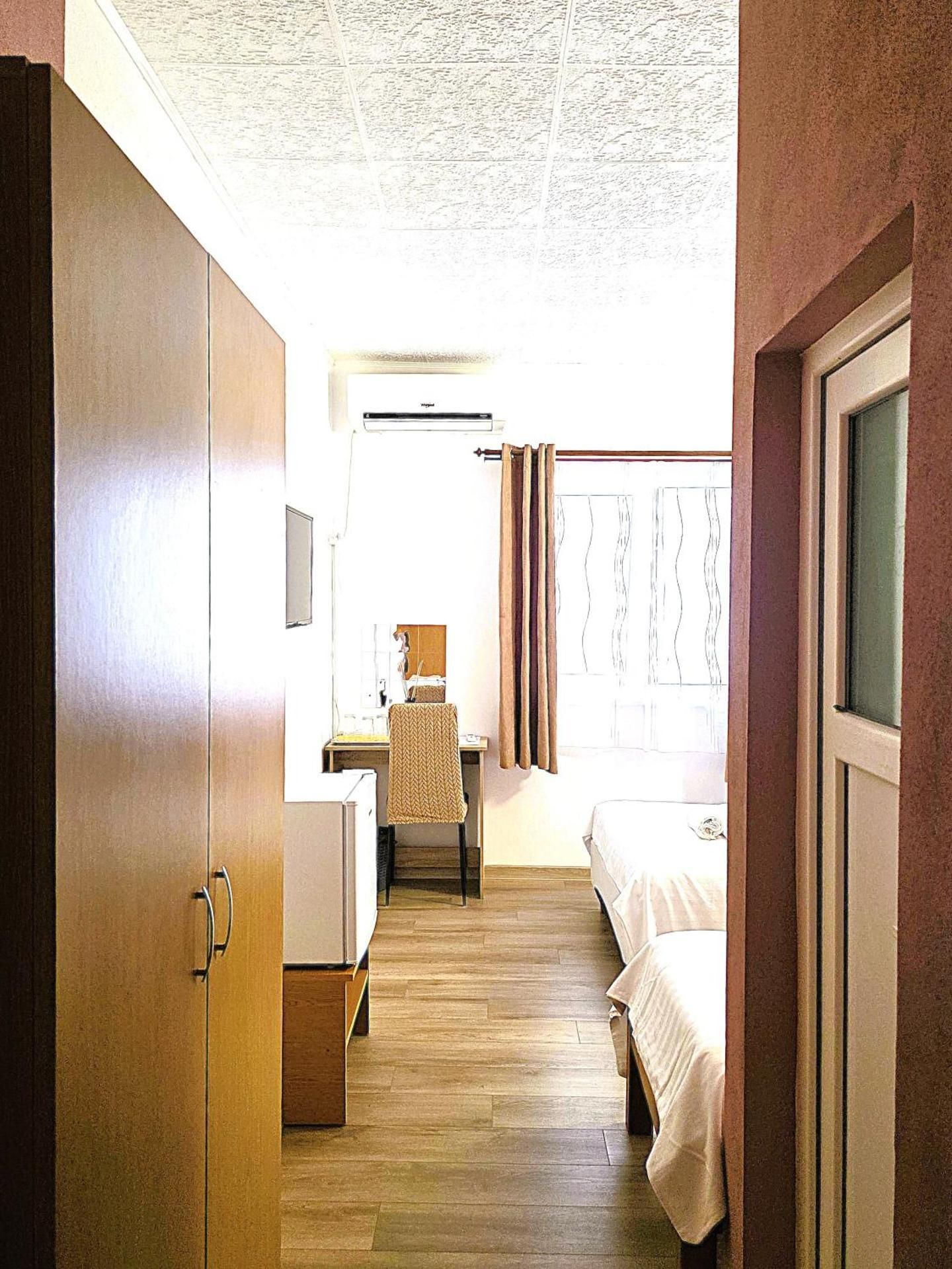 Triple Room with Bathroom