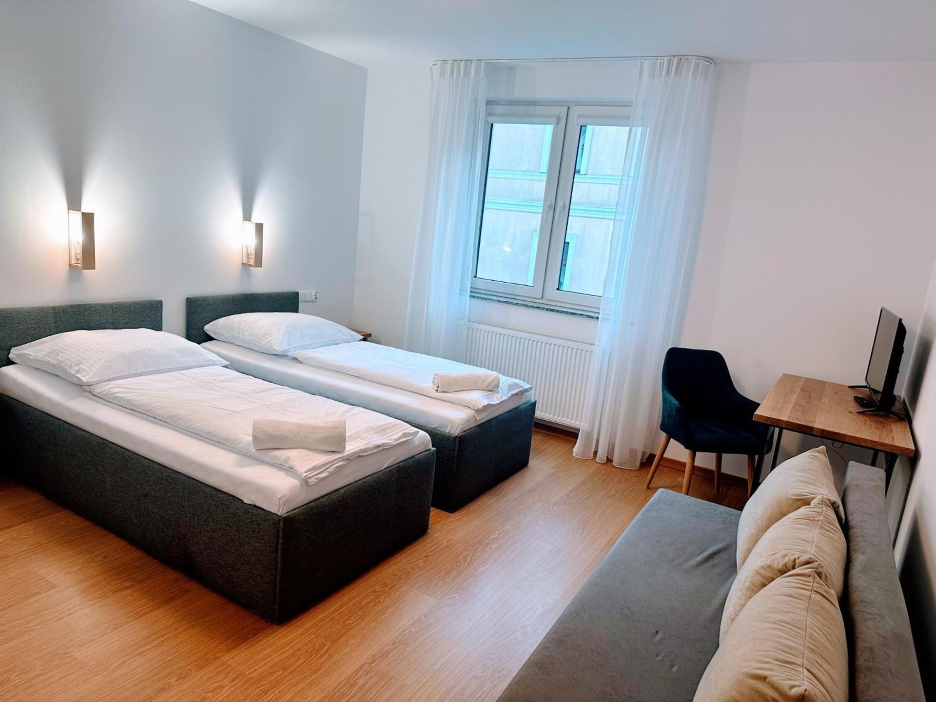 Deluxe Double Room (2 Adults + 1 Child)