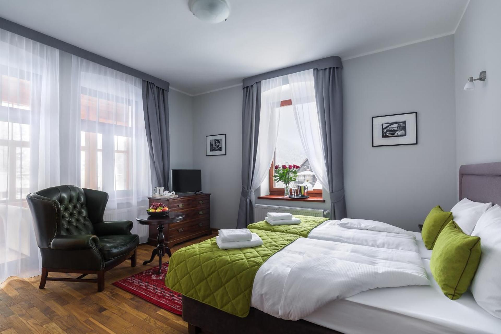 Large Double Room