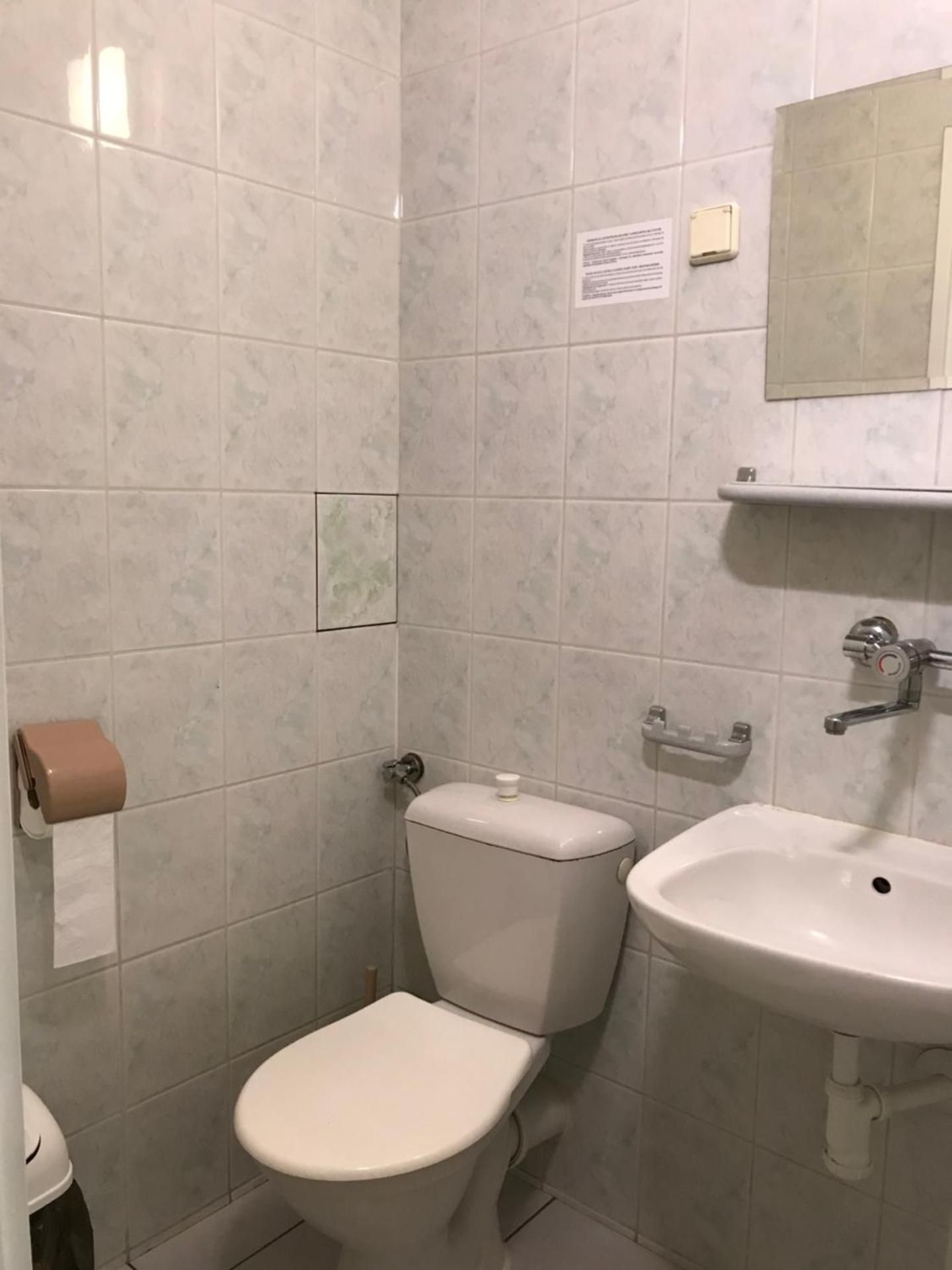 Twin Room with Bathroom
