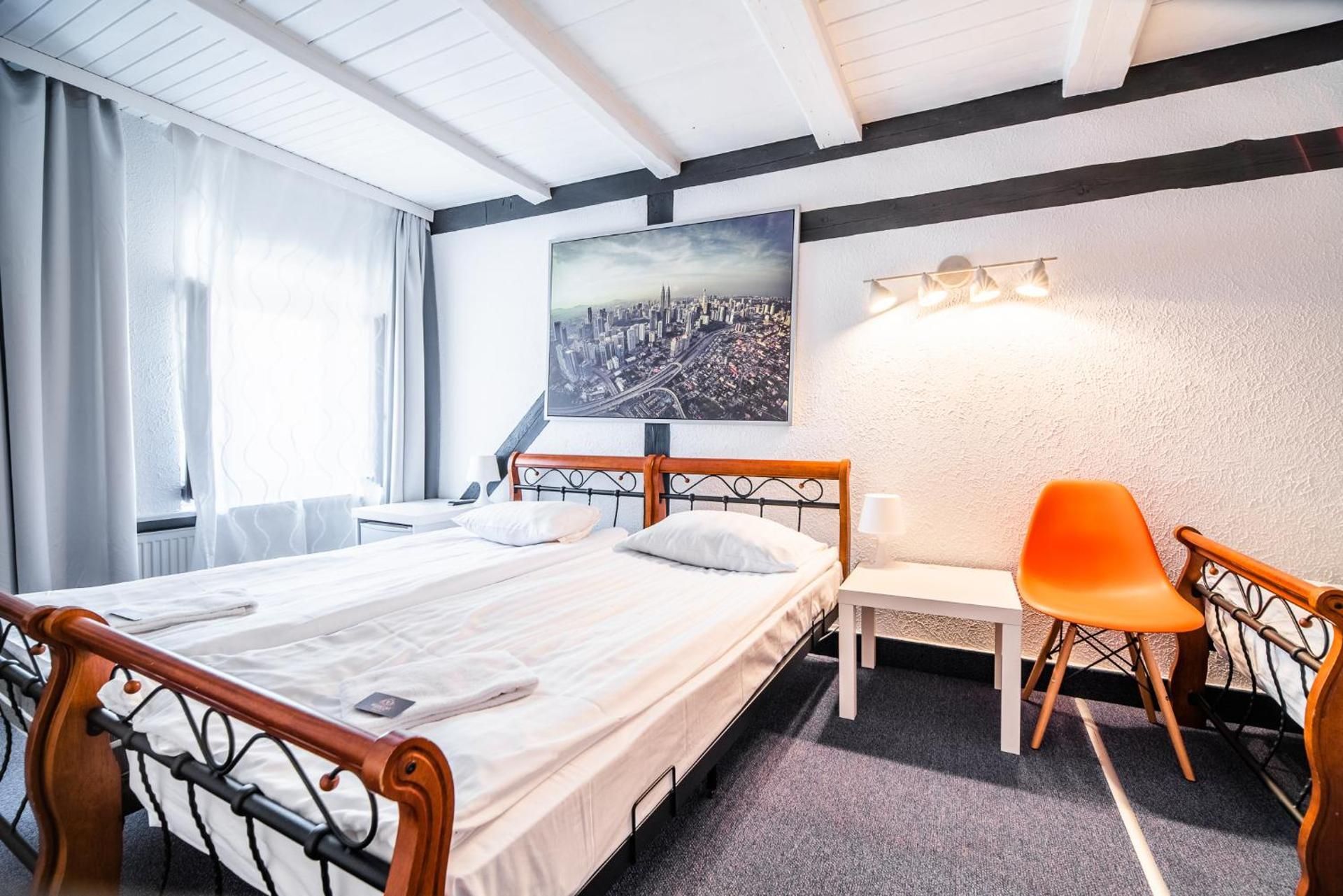 Triple Room with City View