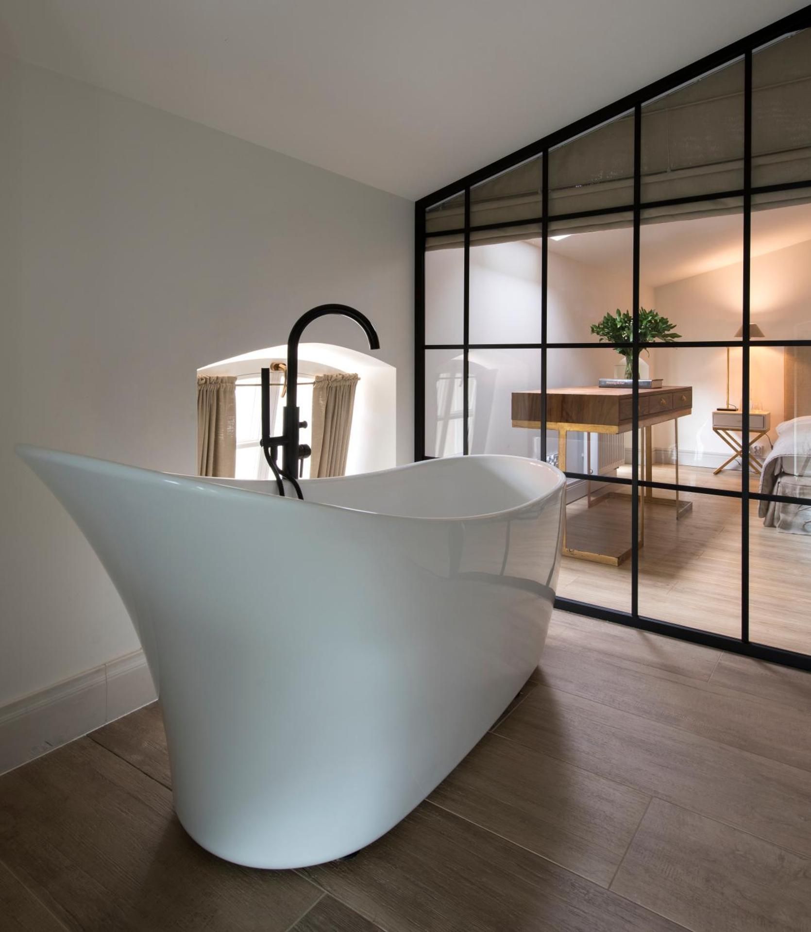 Deluxe Double Room with Bath