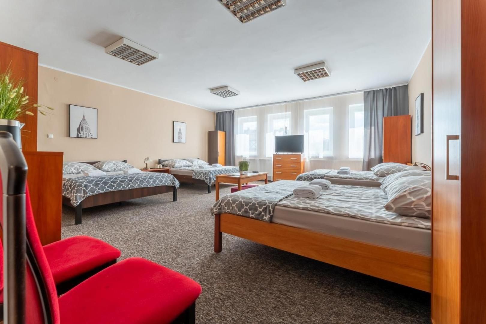 8-Bed Mixed Dormitory Room