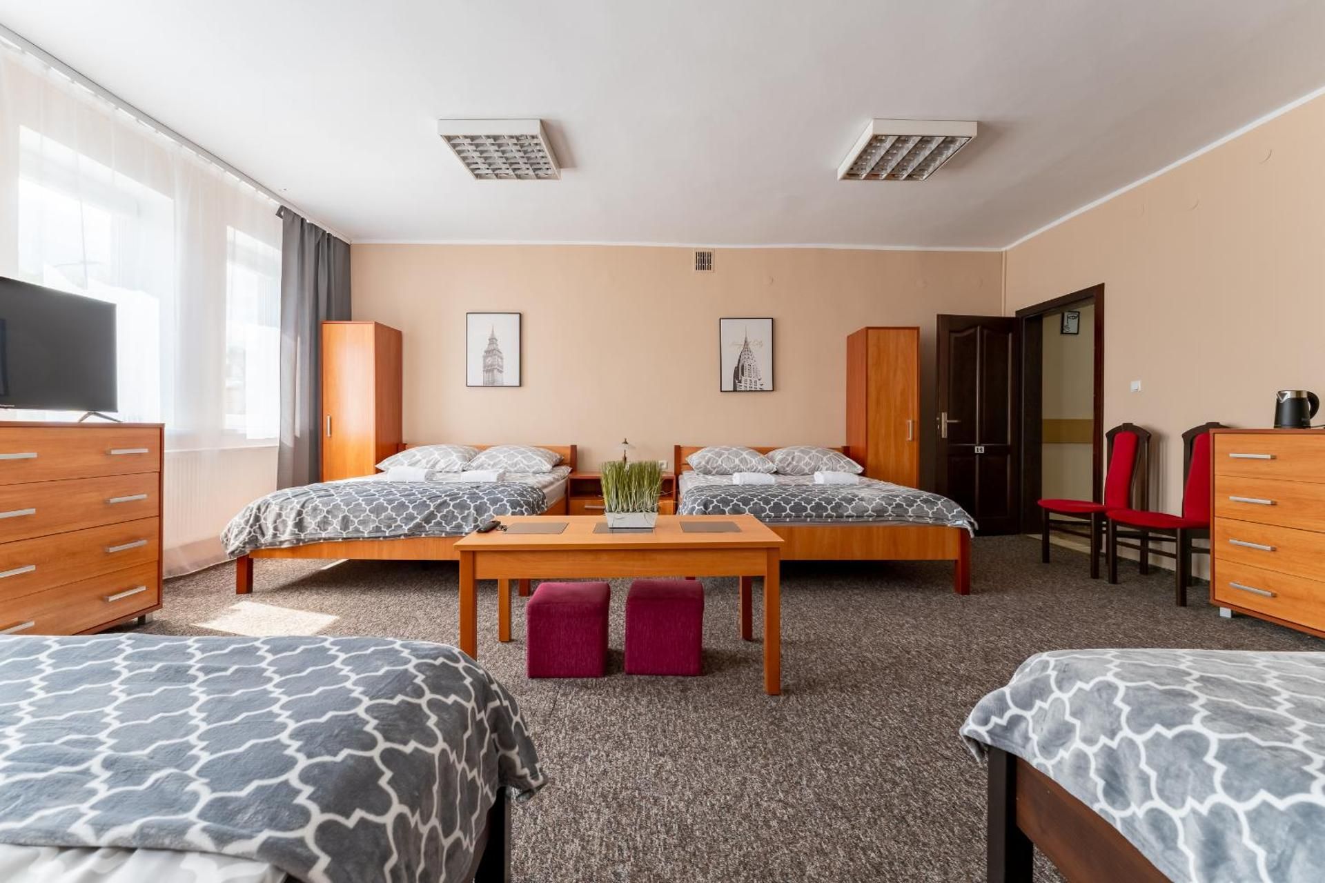 8-Bed Mixed Dormitory Room