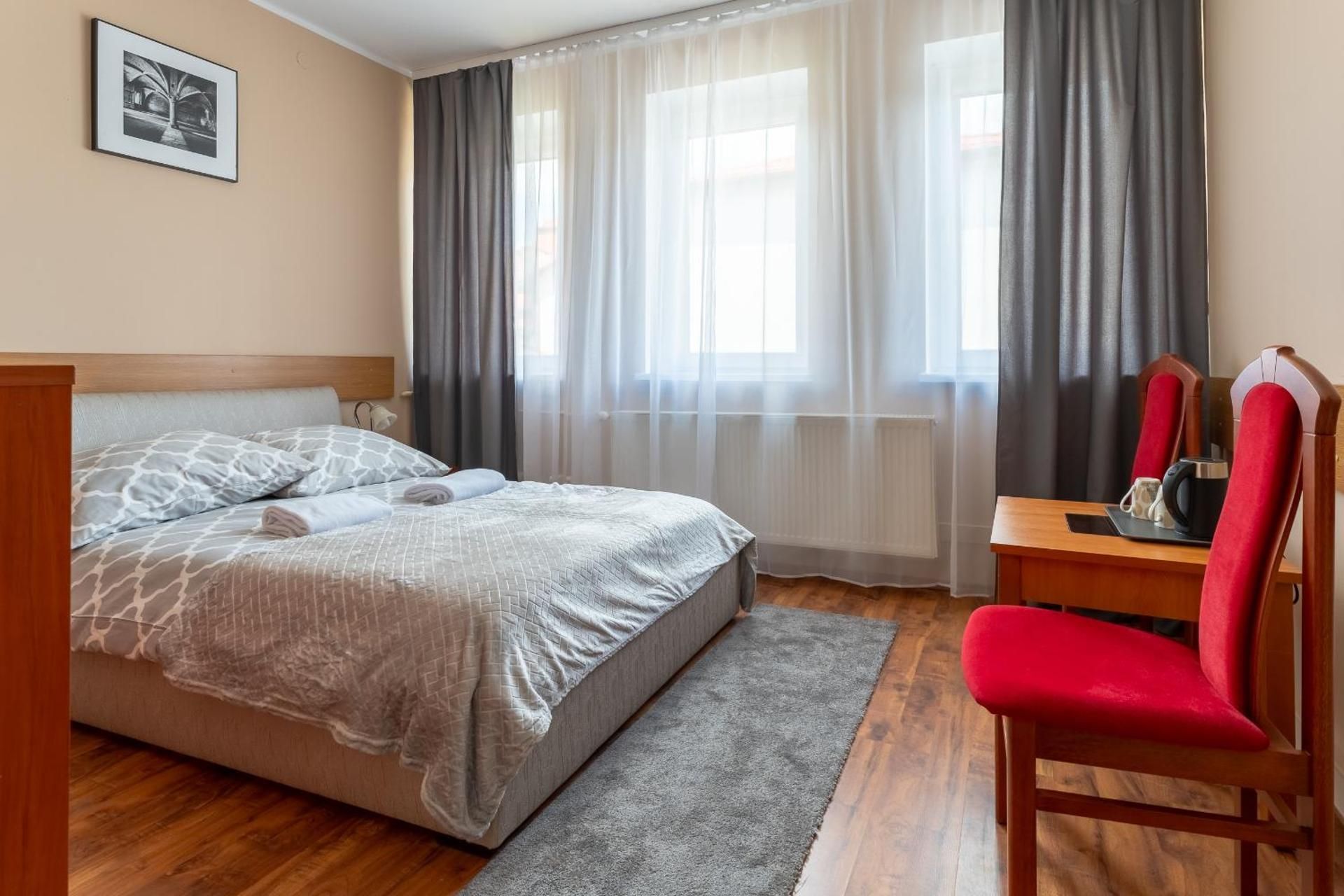 Standard Single Room with Shared Bathroom