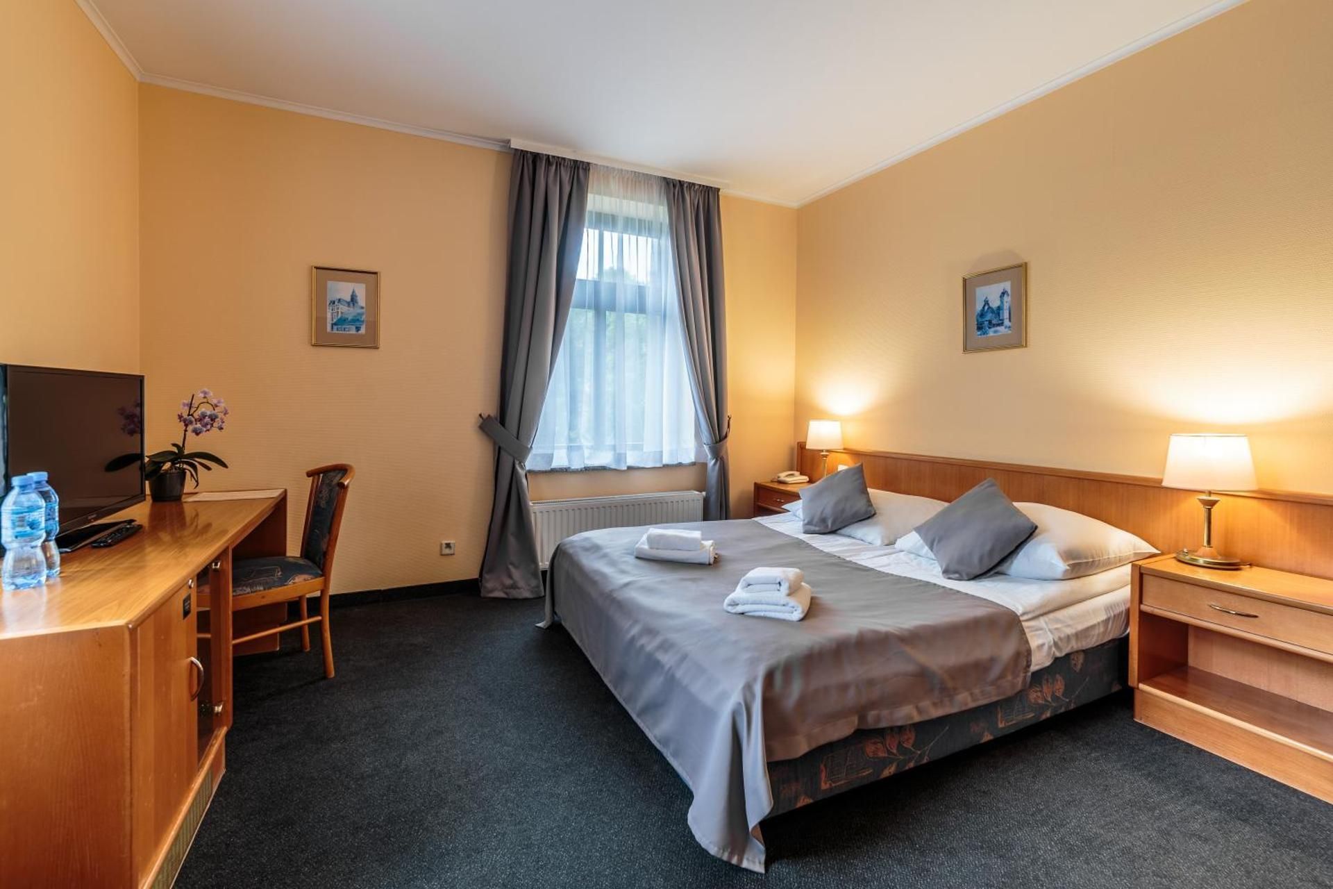 Classic Double Room