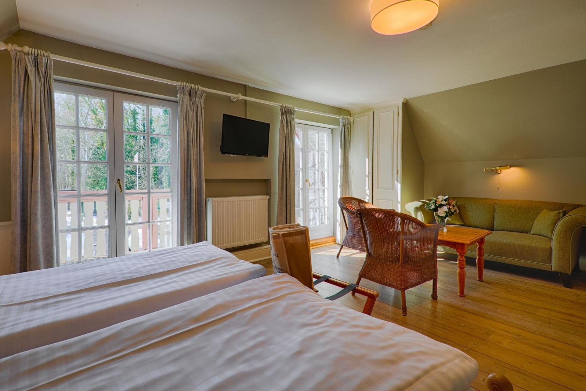Superior Triple Room