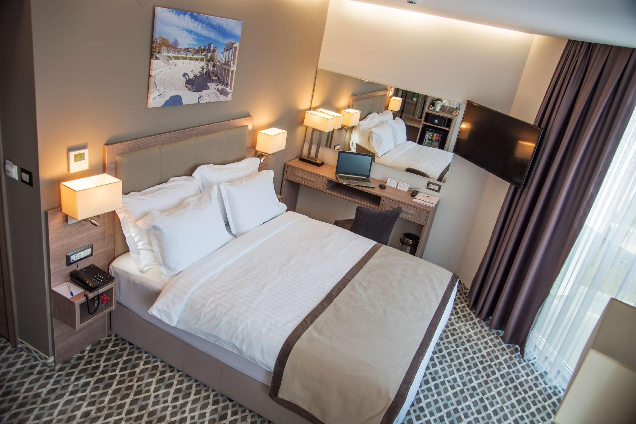 1 Double Bed