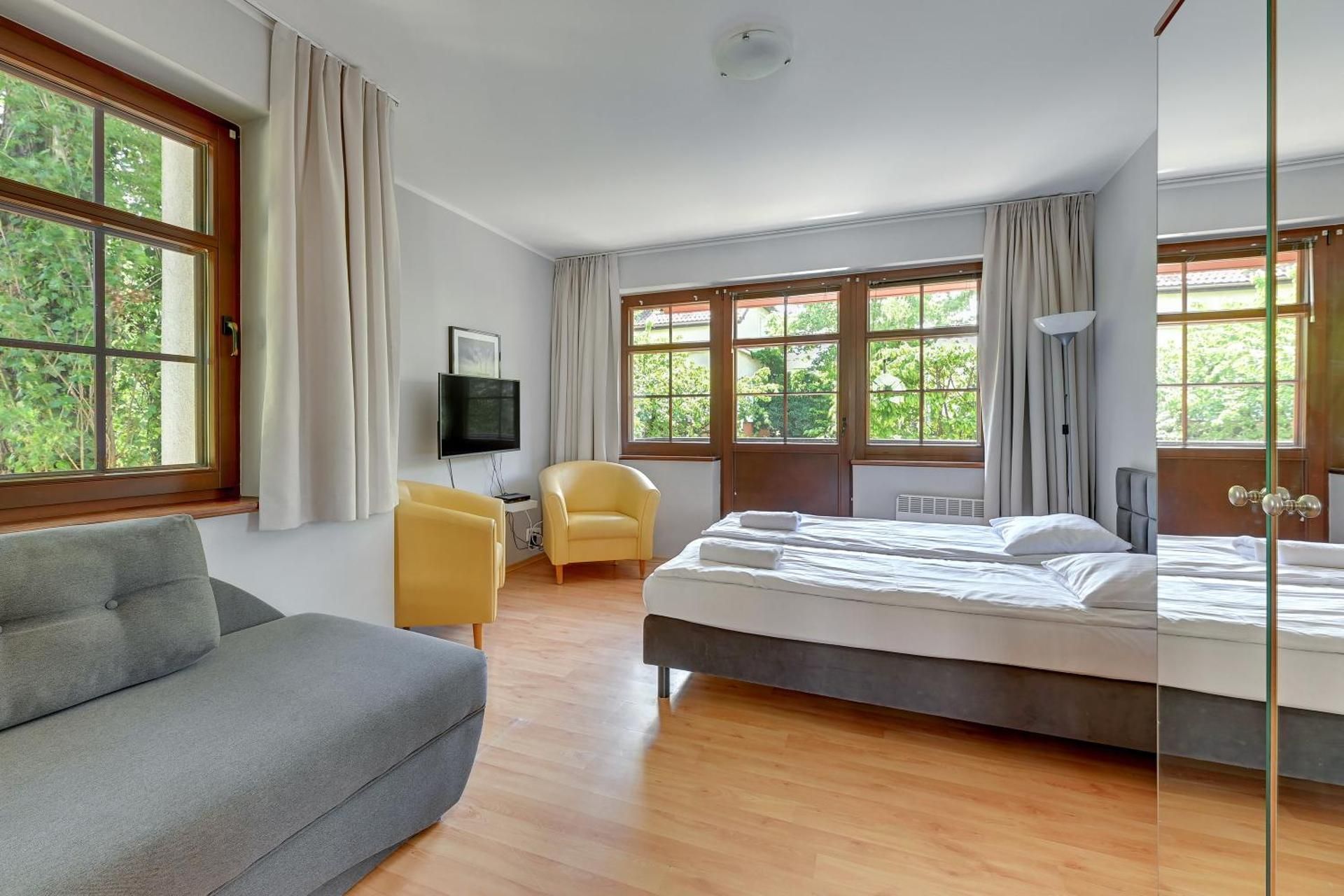 Studio with Balcony