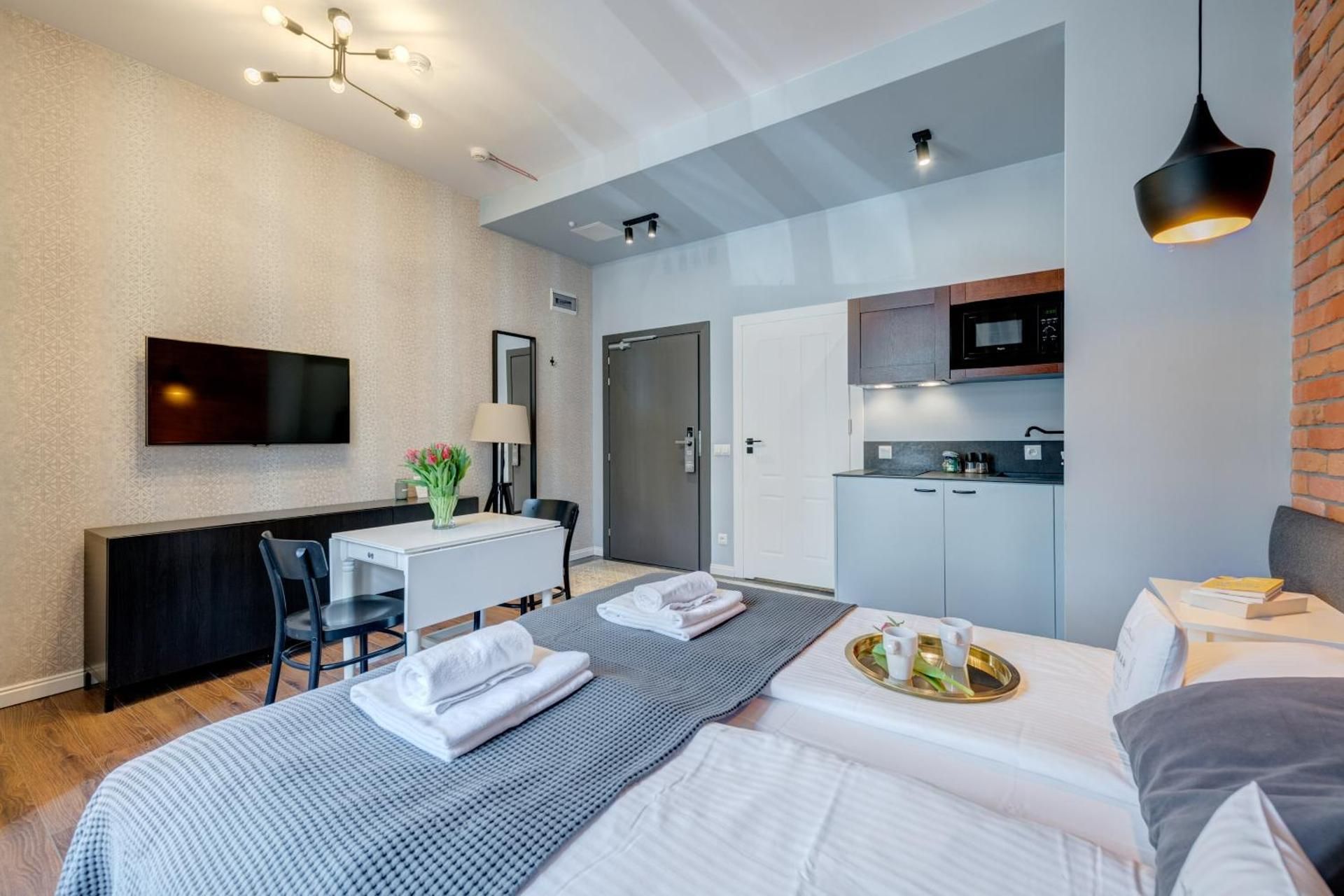 Studio Apartment