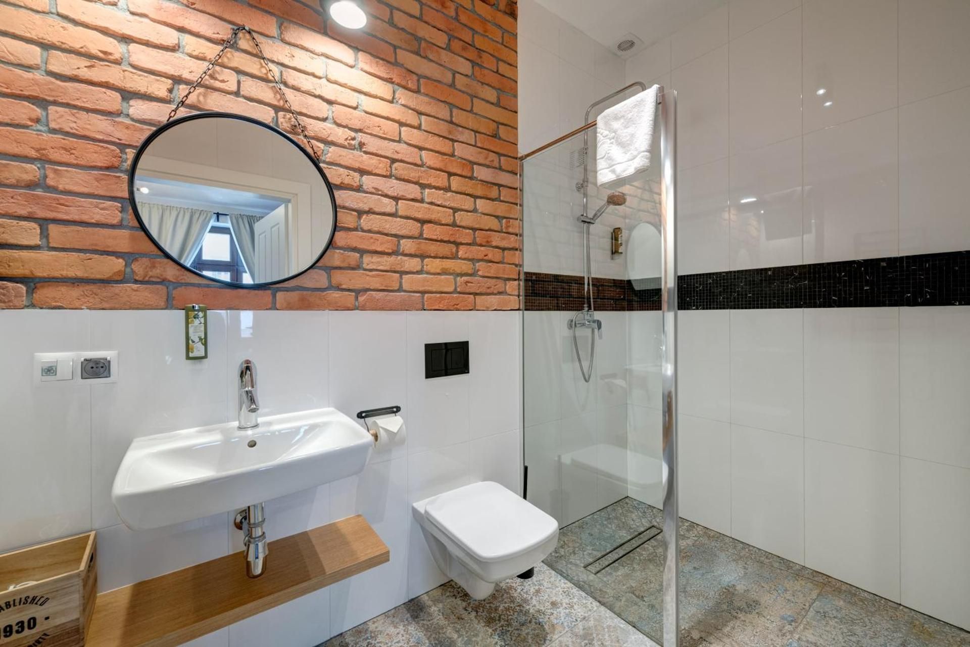 Studio Apartment