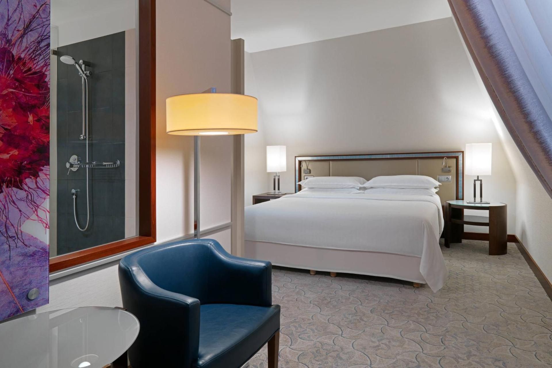 Sheraton Sopot Hotel Gdansk Suite, Club Lounge and Spa access level, 1 Bedroom Suite, 1 King, Non-Private Sofa bed