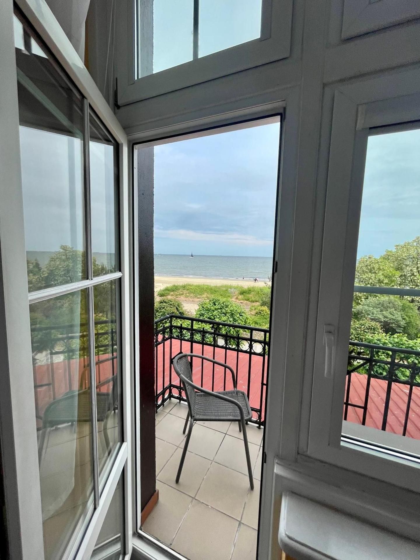 Deluxe Double Room with Balcony and Sea View