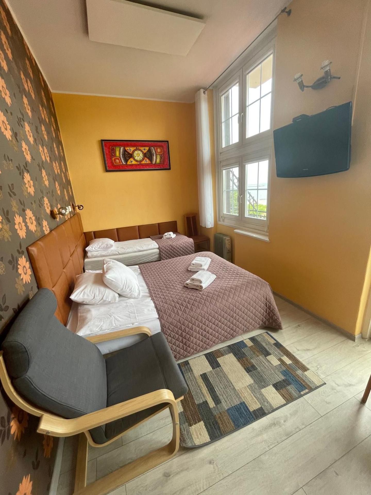 Standard Triple Room with Sea View
