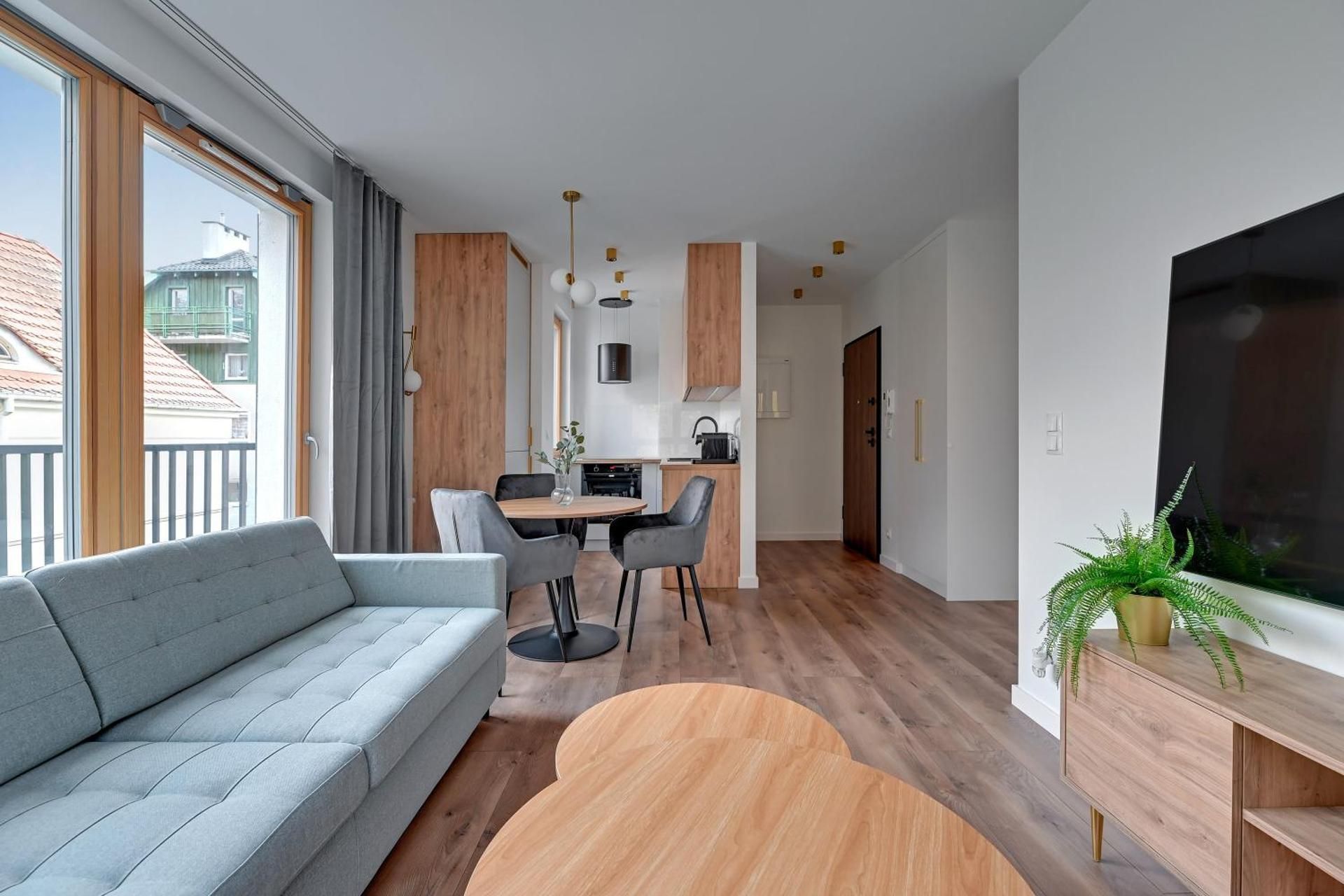 One-Bedroom Apartment