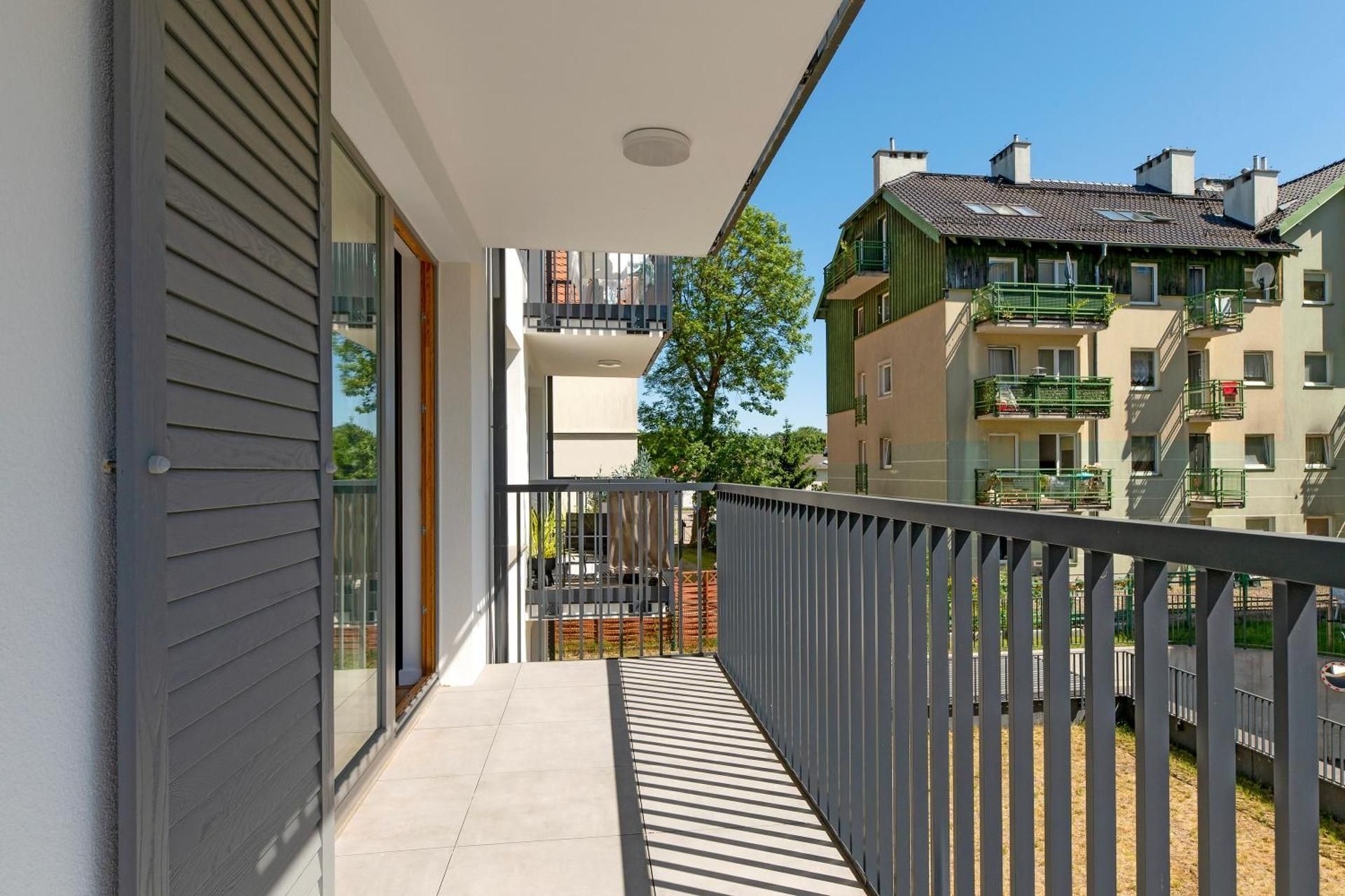 One-Bedroom Apartment with Balcony
