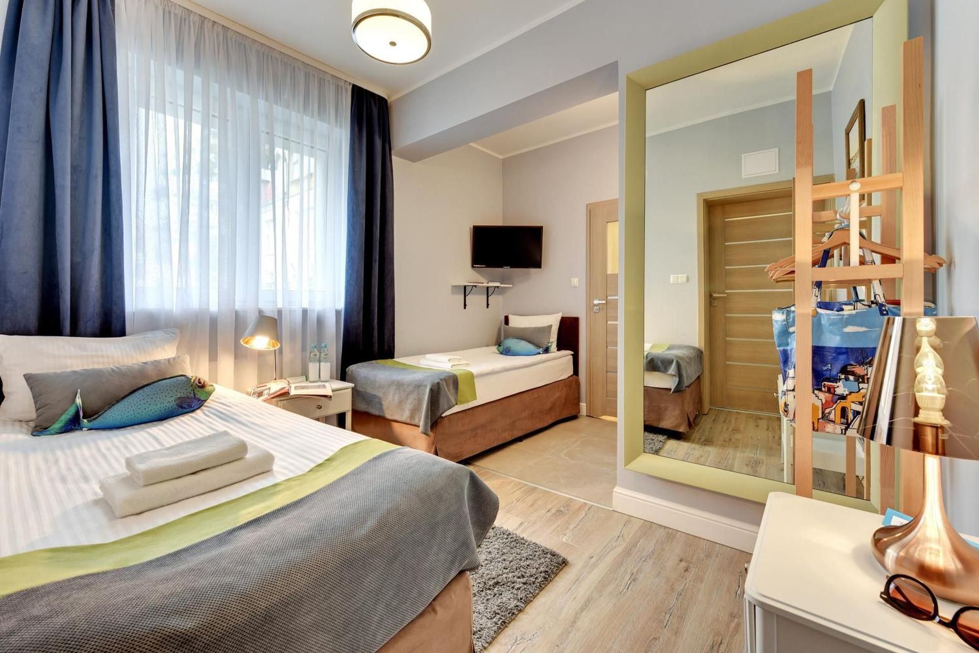 Twin Room with Private Bathroom