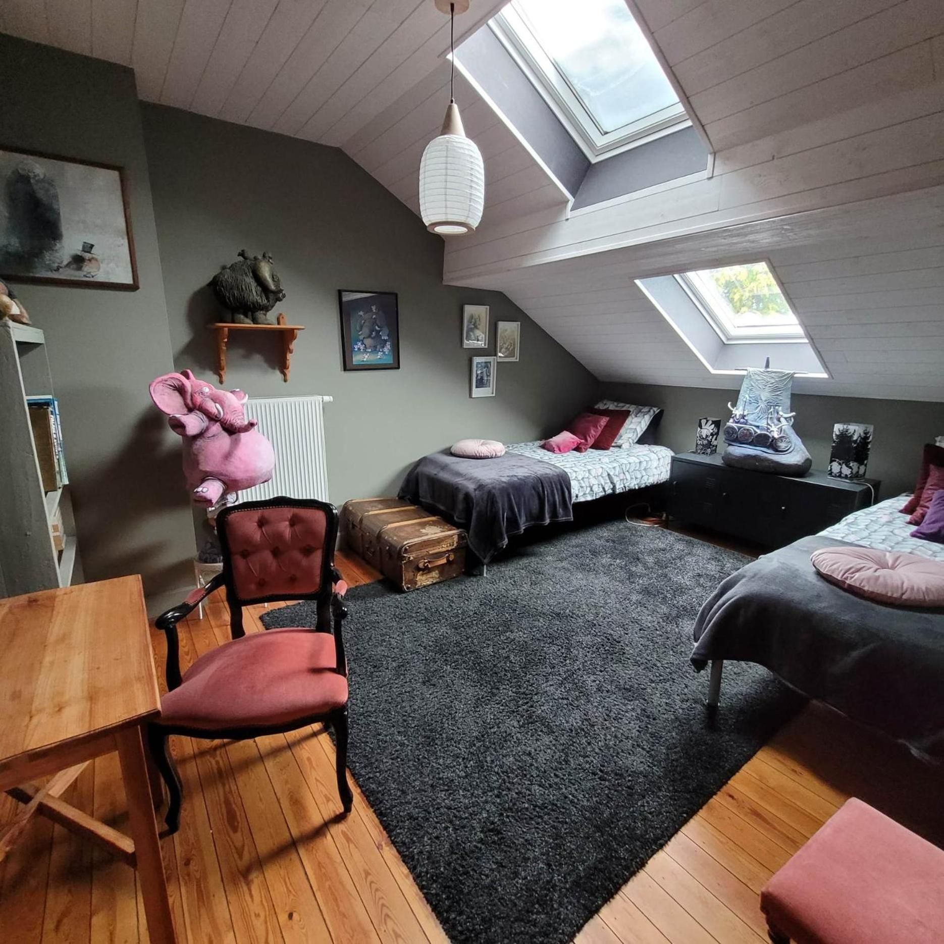 Twin Room with Private Bathroom