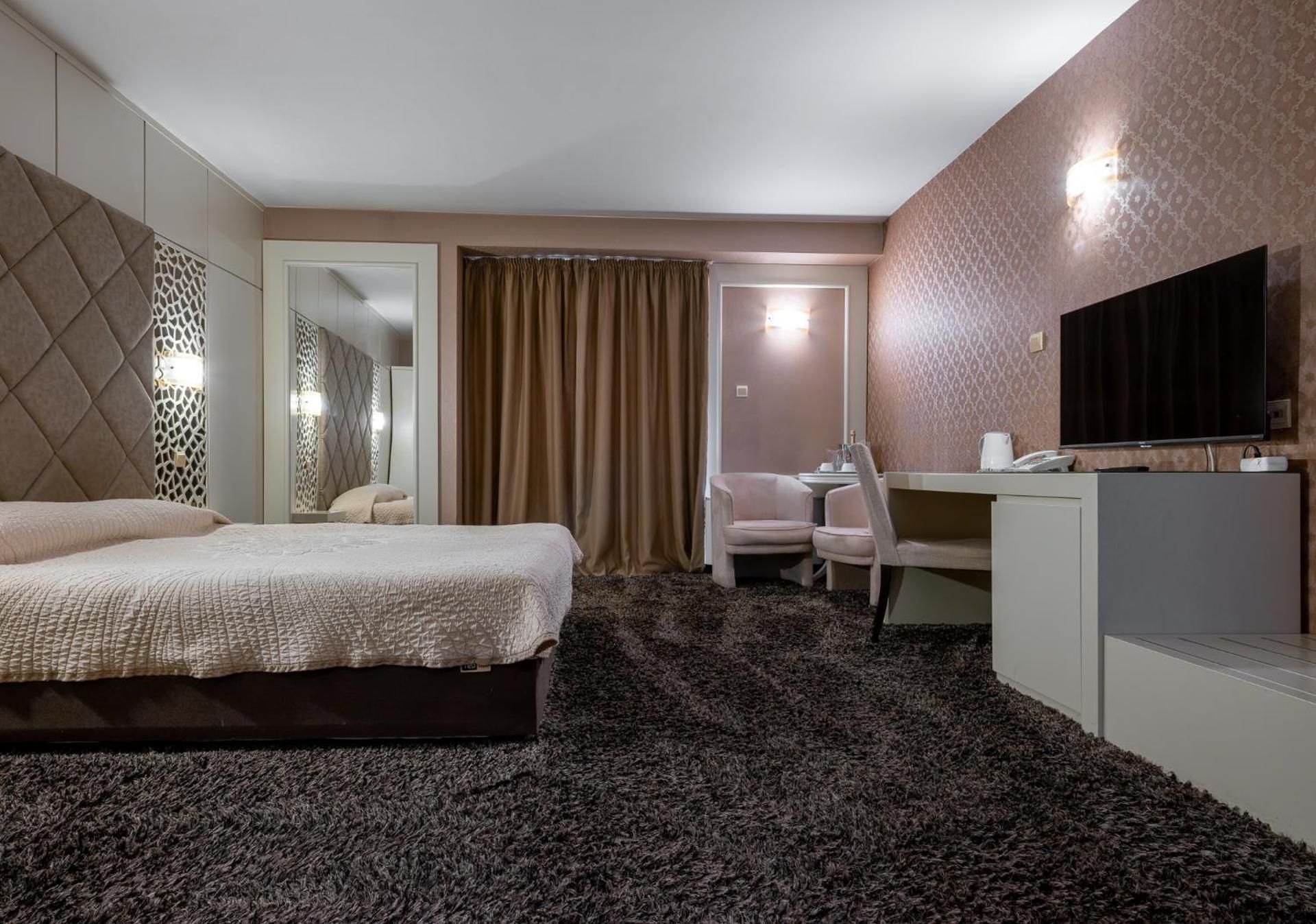 VIP room with Bathtub