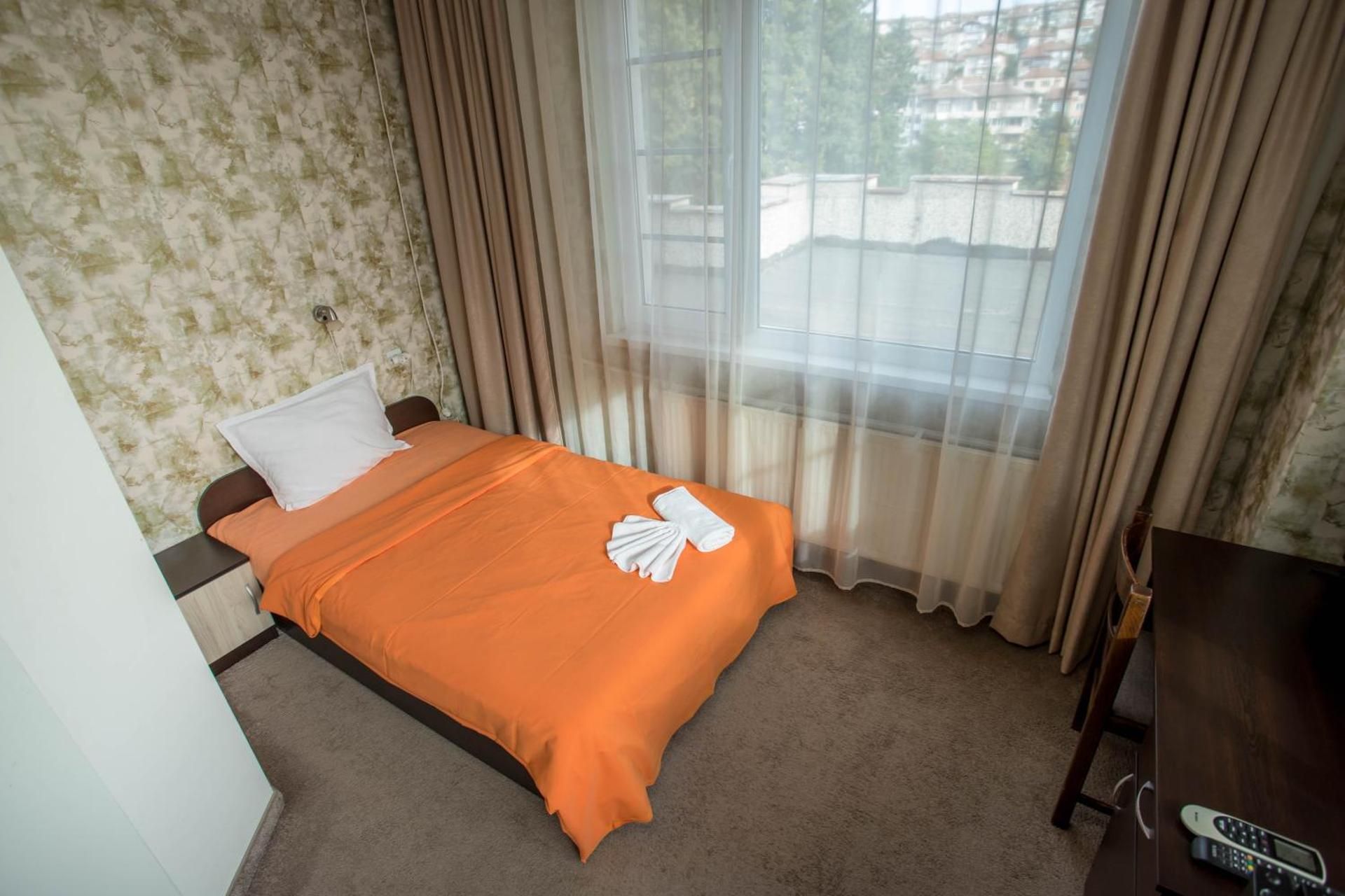 Single Room with Shower