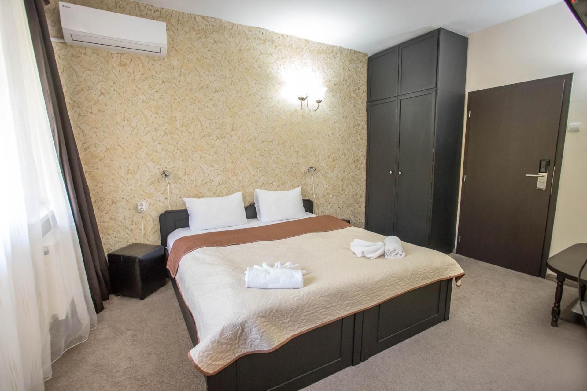 Superior Double Room with Balcony