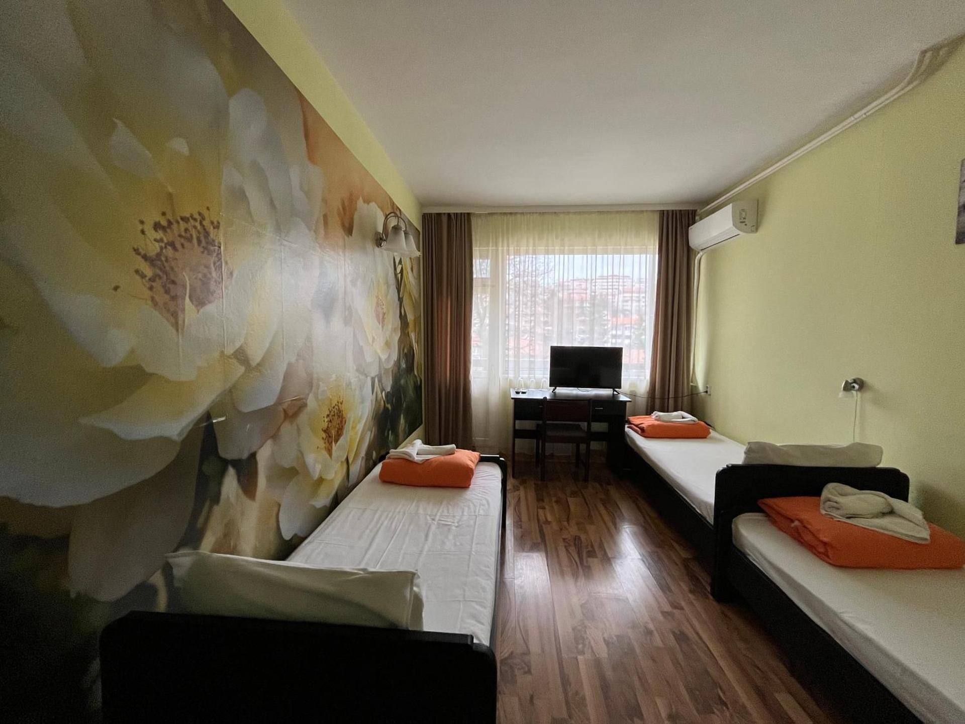 Triple Room with Balcony