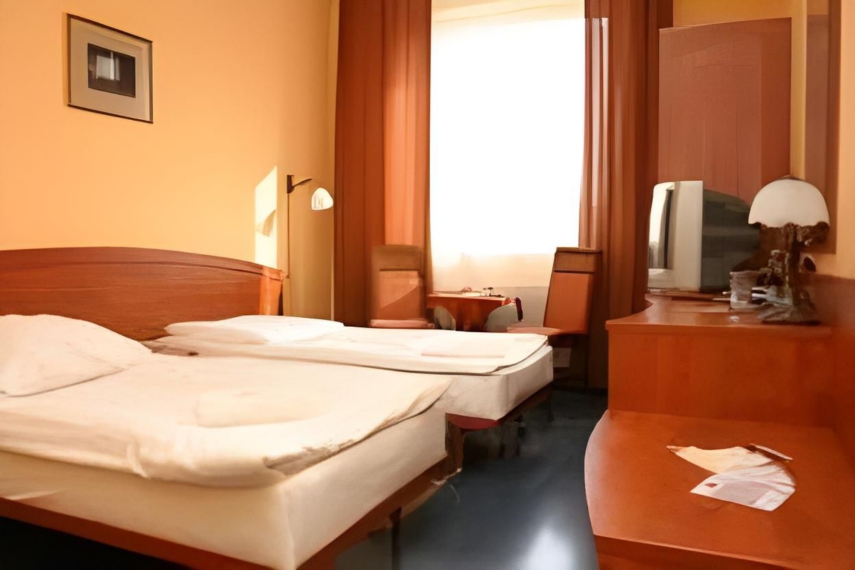 Standard Single Room