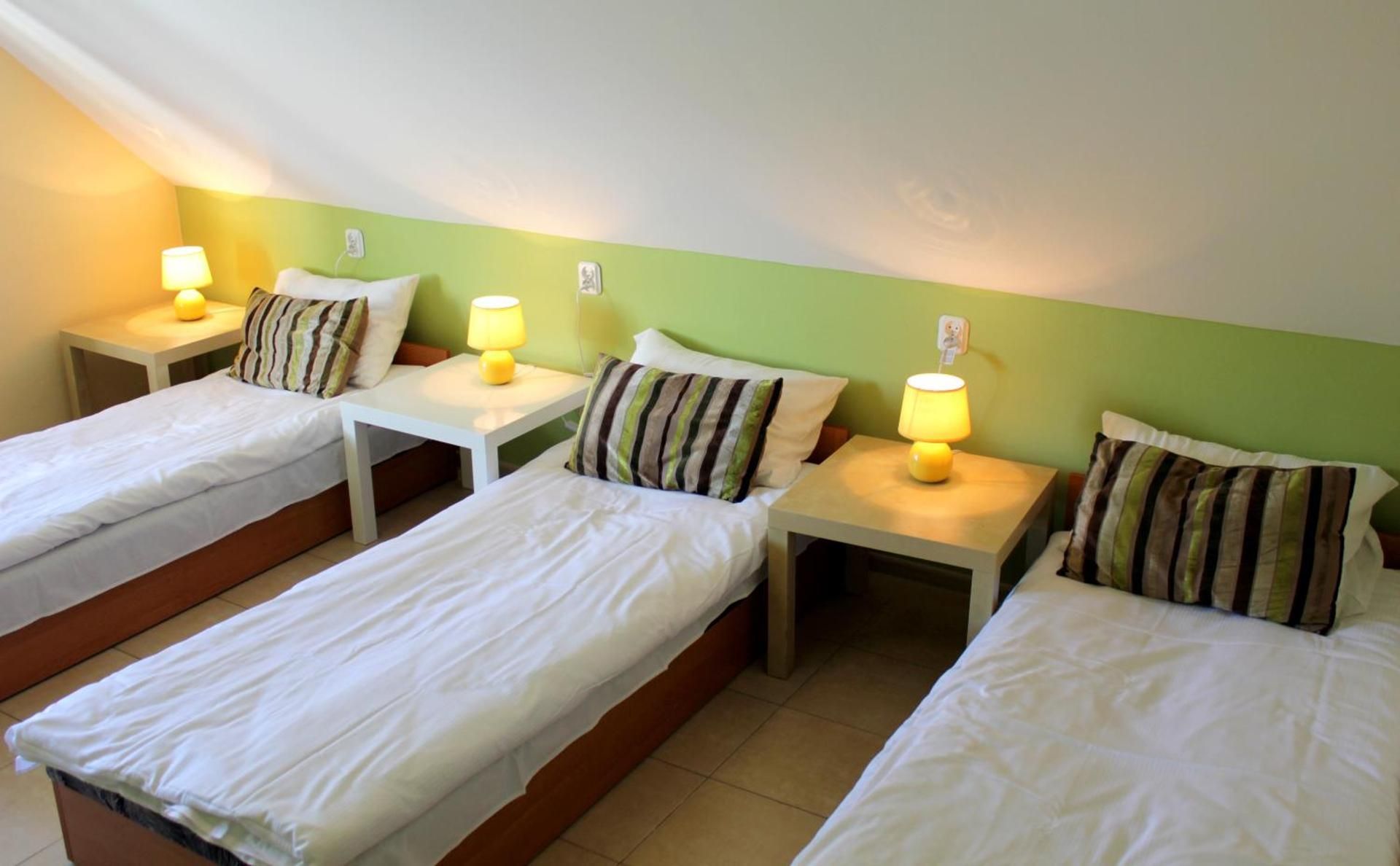 Quadruple Room with Private Bathroom
