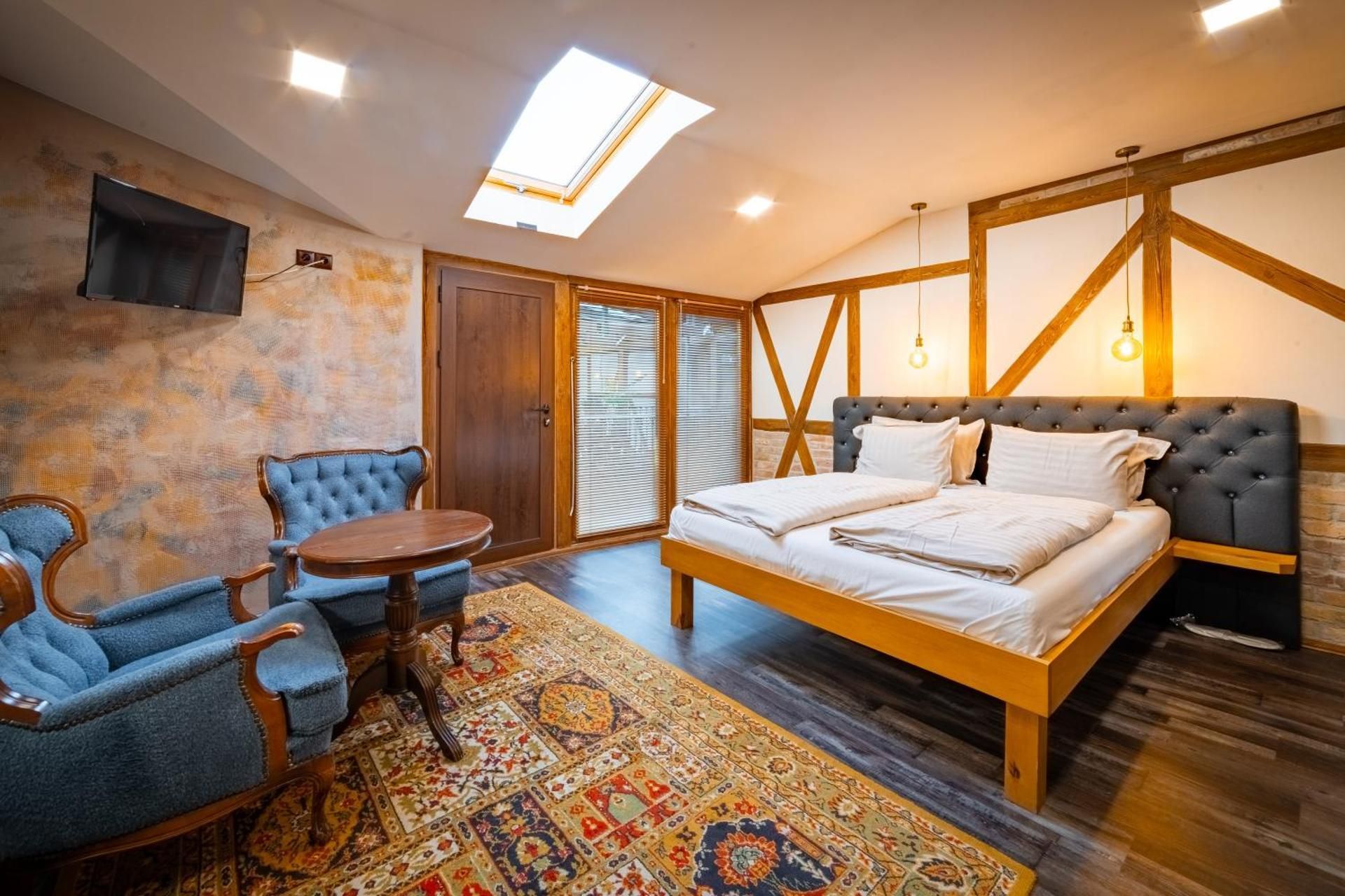 Large Double Room