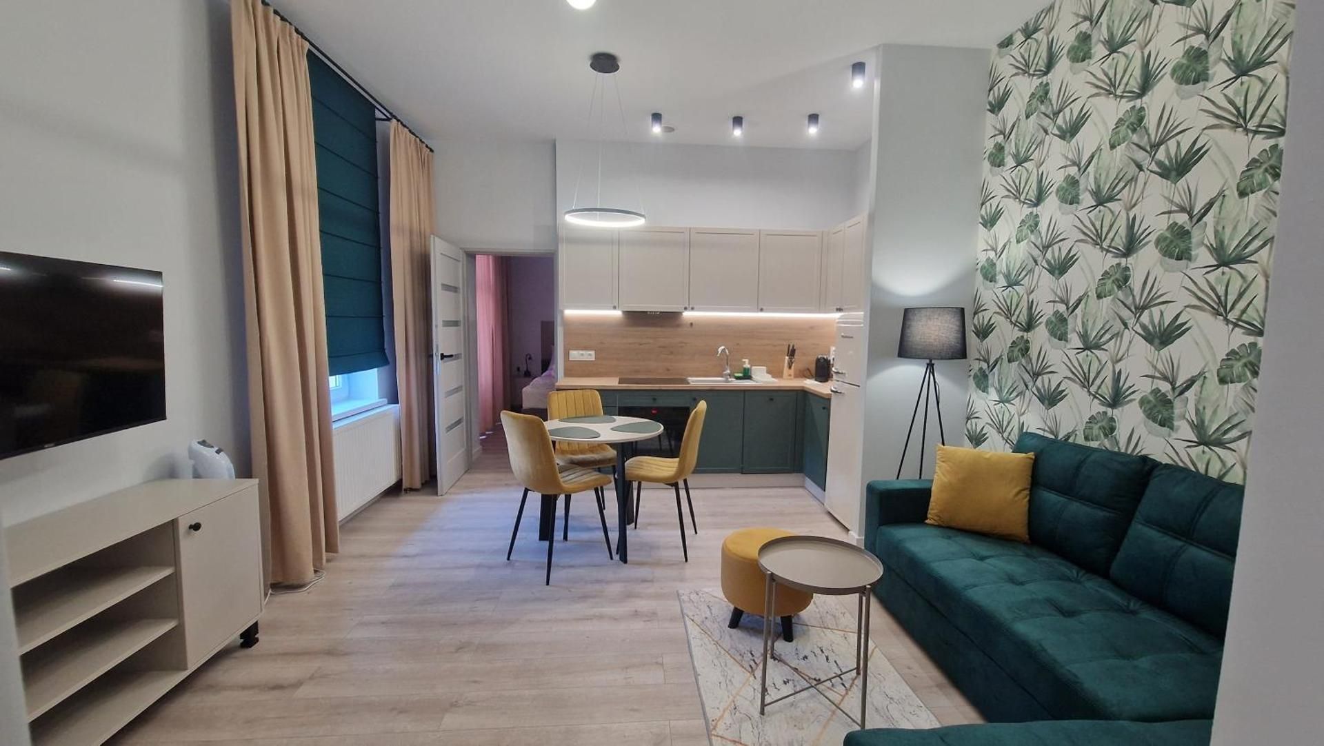 One-Bedroom Apartment with Balcony