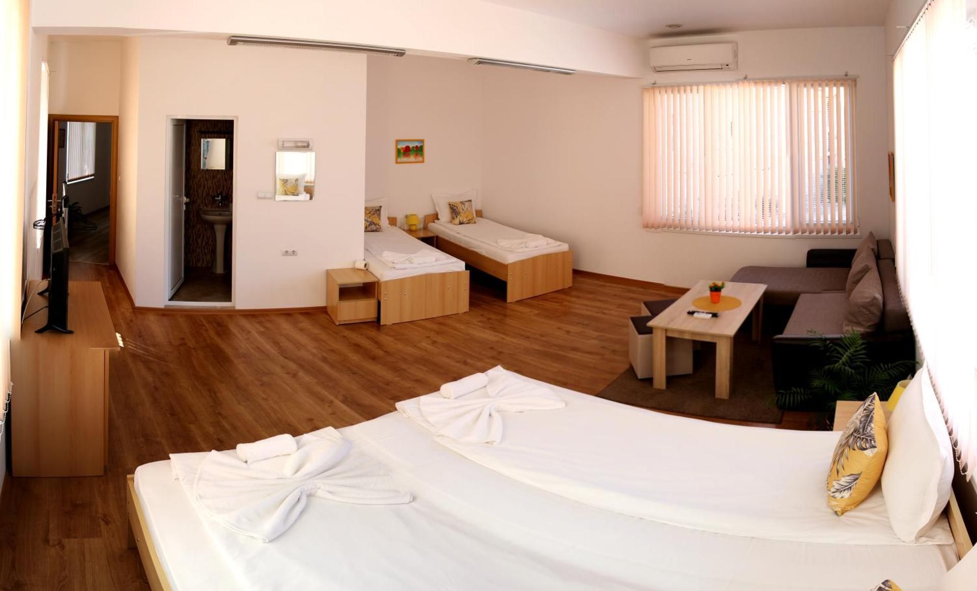 Premium Quadruple Room