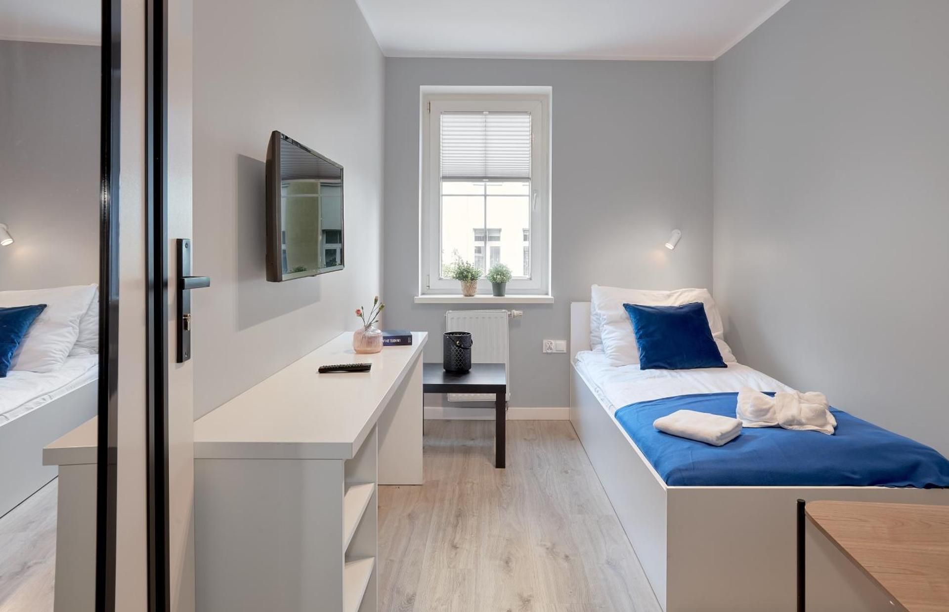 Standard Single Room with Shared Bathroom