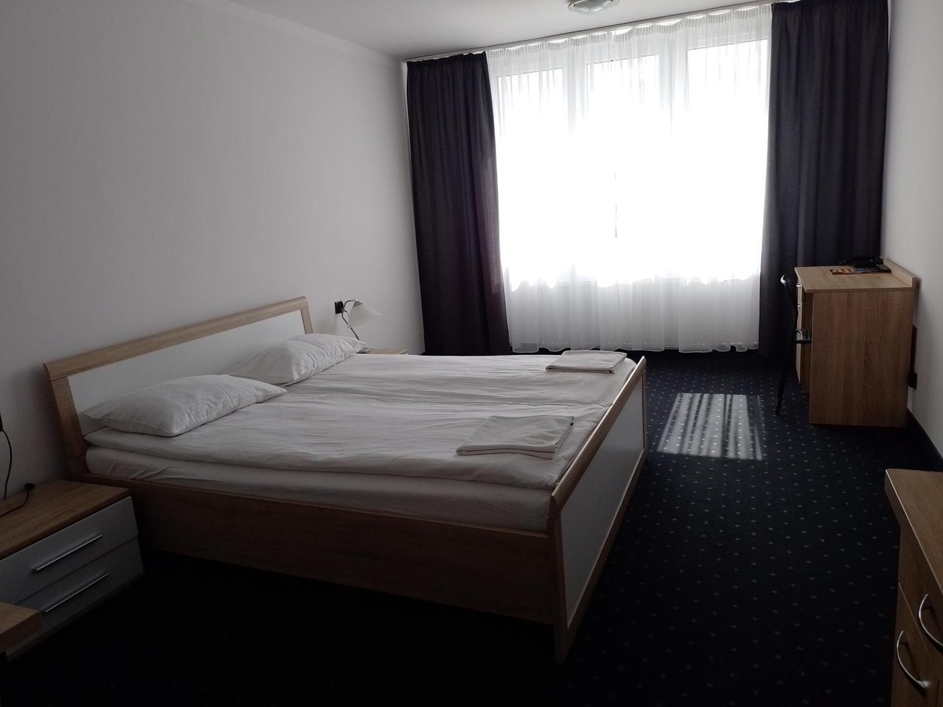 Large Double Room