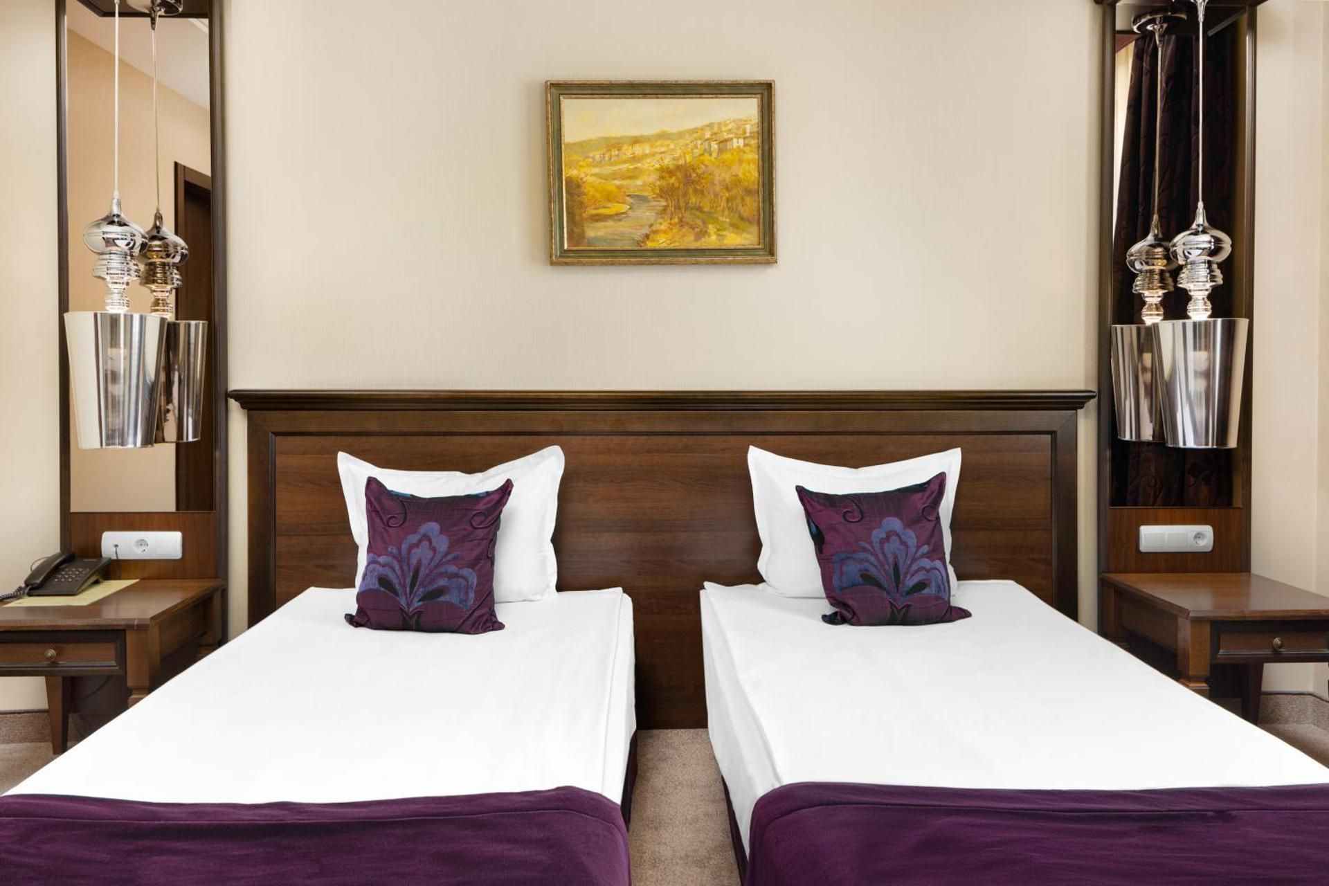 Twin Room - Christmas Package