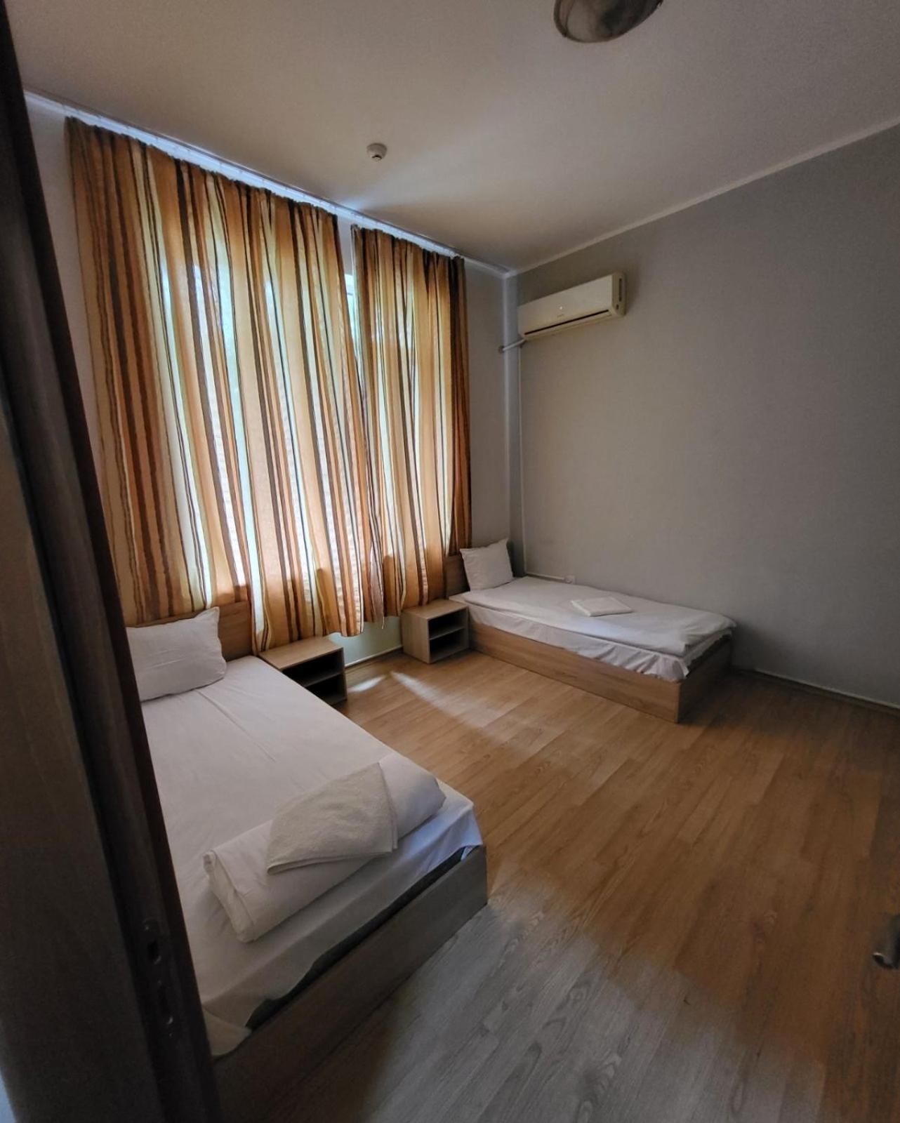 Large Twin Room